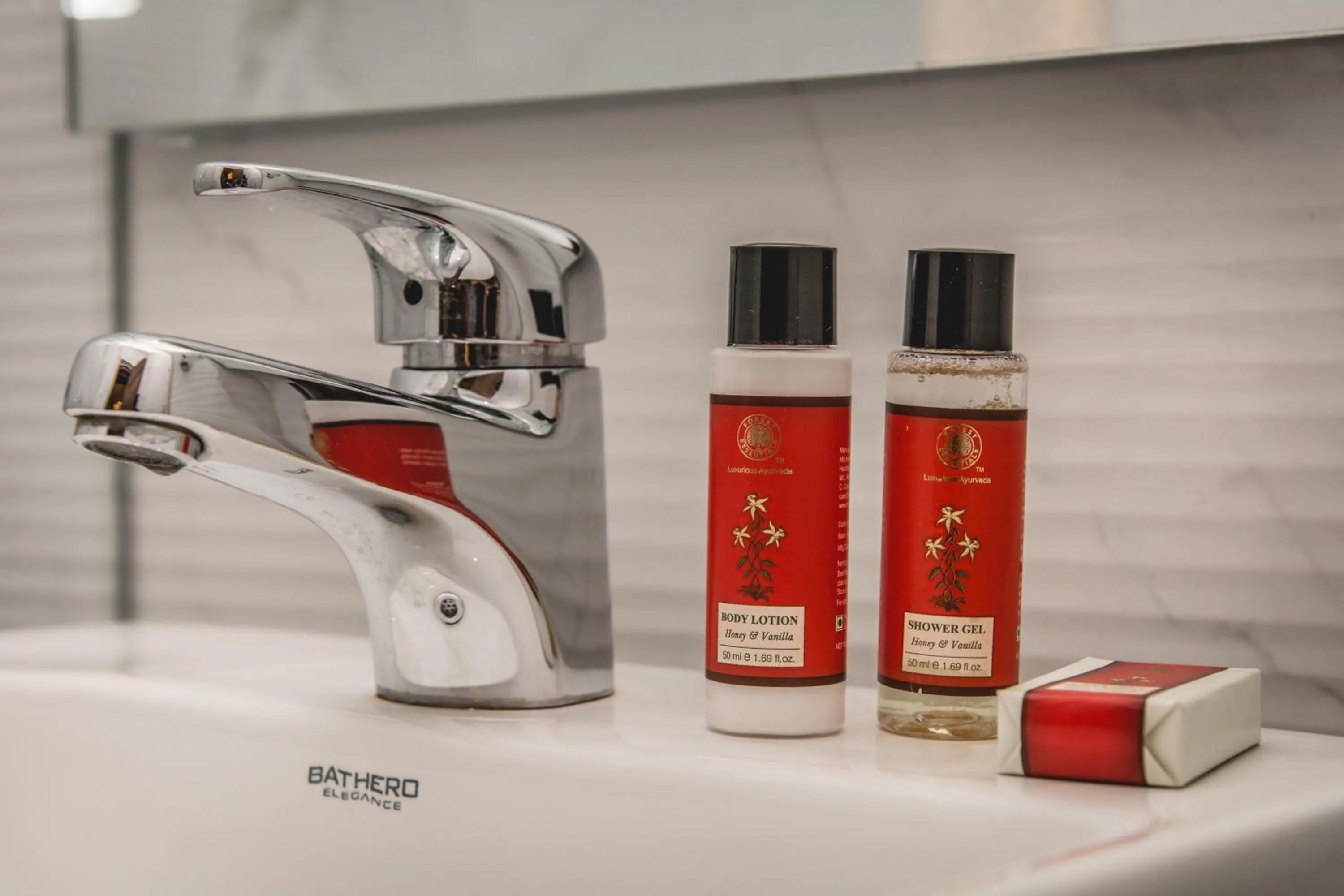 Bathroom in Hotel Sita International