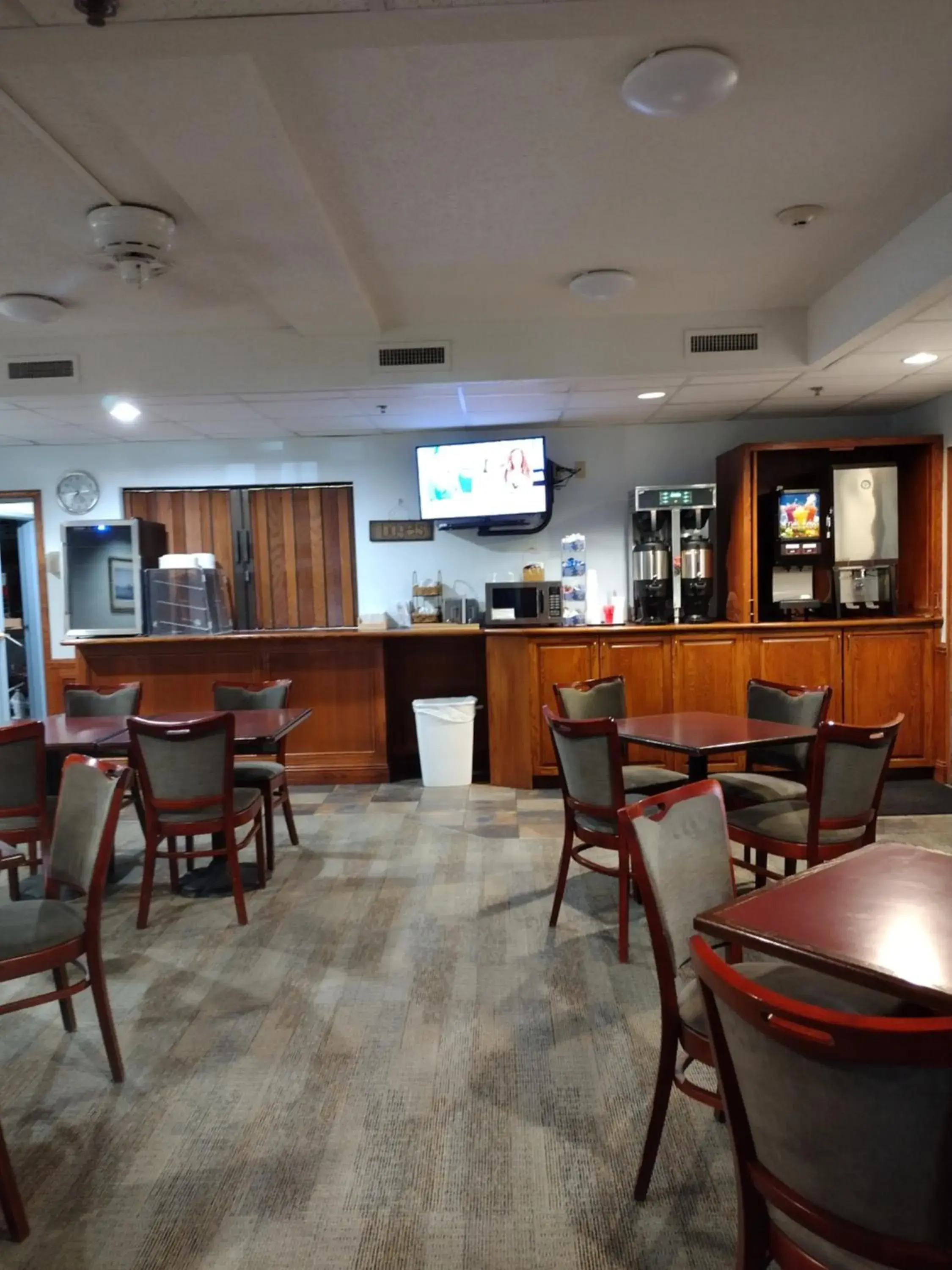 Breakfast in GrandStay Hotel & Suites Hastings Breakfast in GrandStay Hotel & Suites Hastings