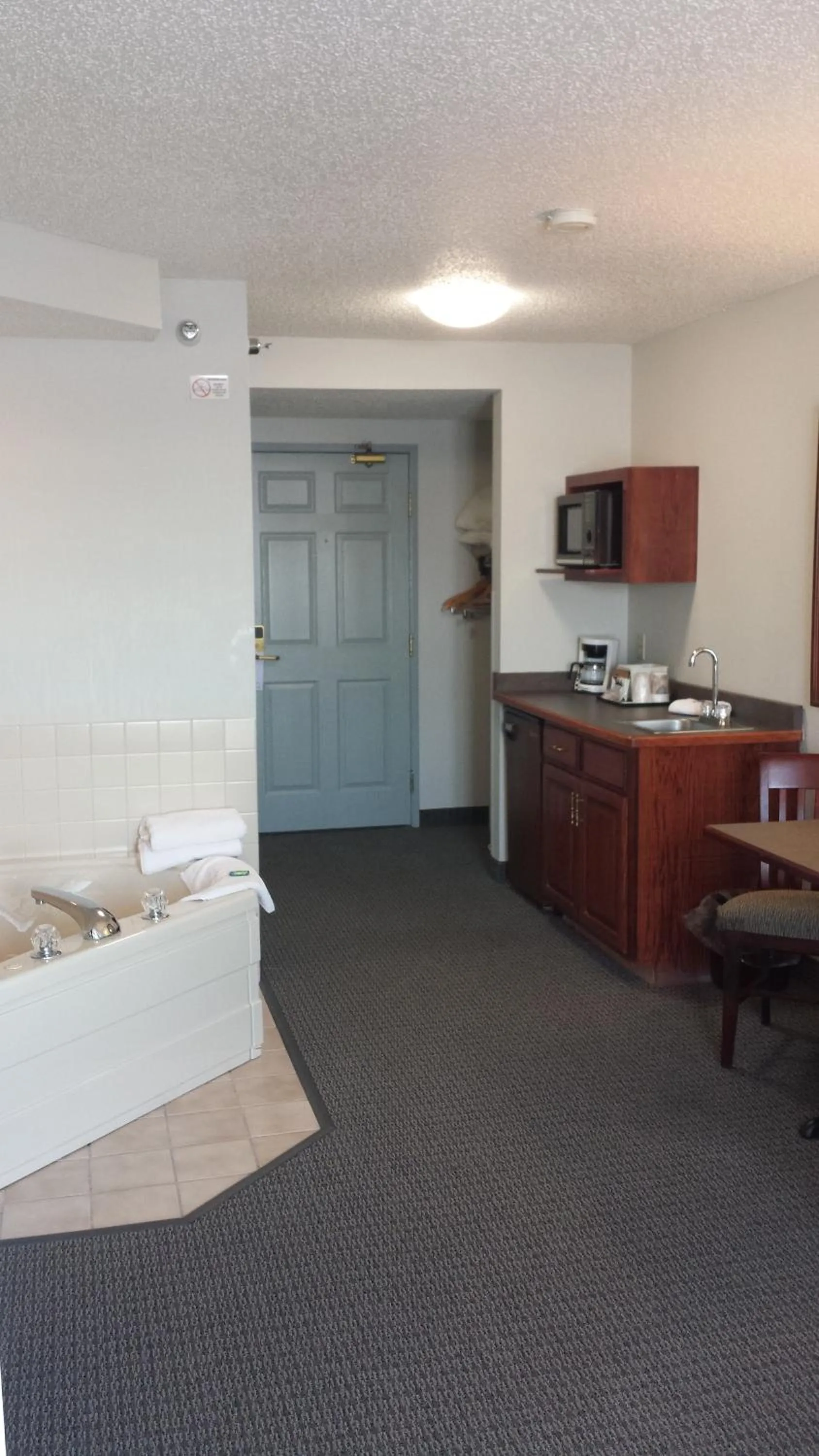 GrandStay Hotel & Suites Hastings