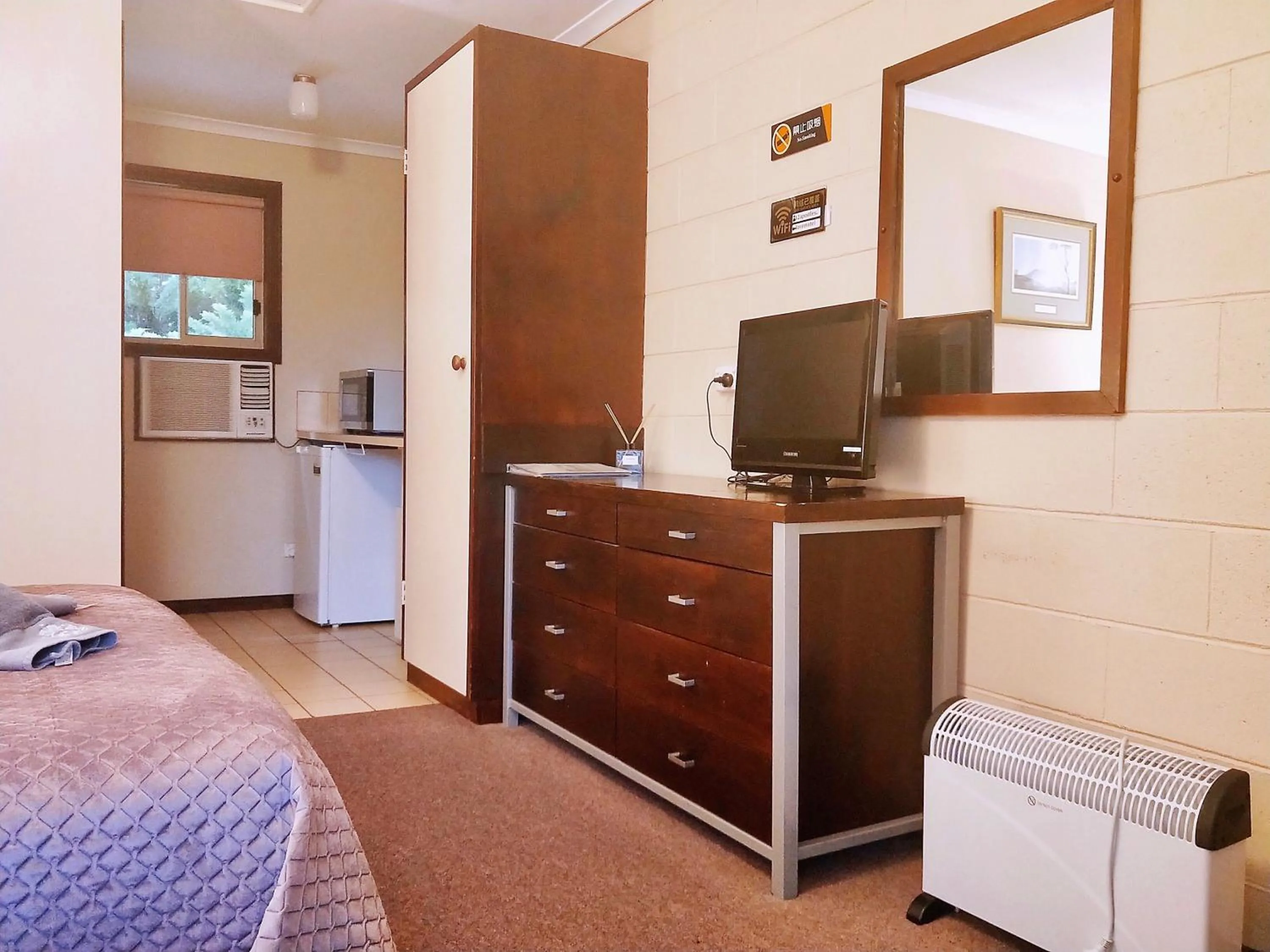 Bedroom in Twelve Apostles Motel & Country Retreat