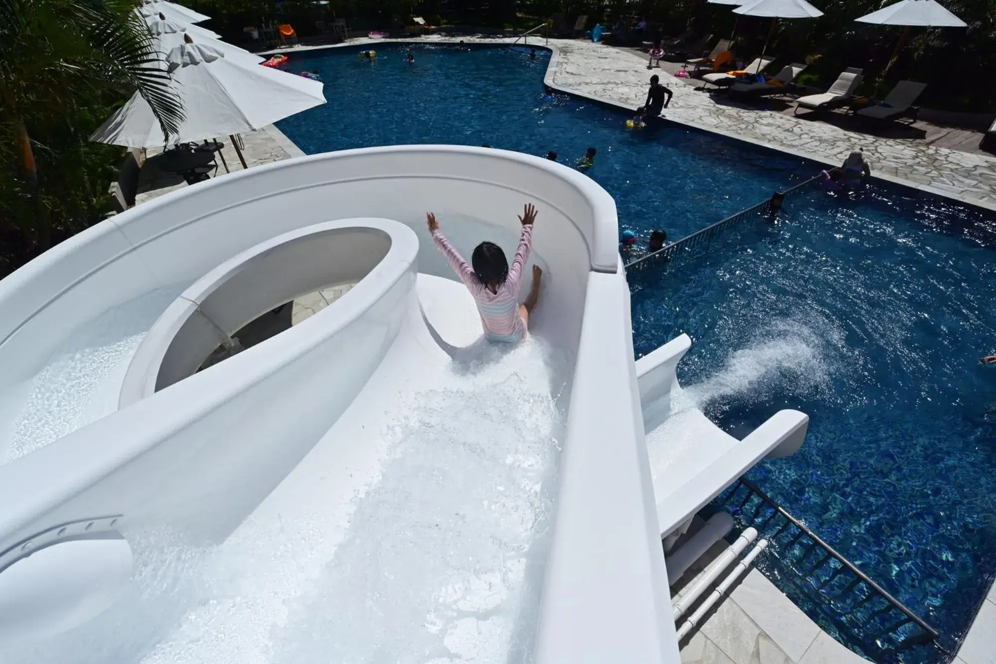 Swimming pool in Art Hotel Ishigakijima Swimming pool in Art Hotel Ishigakijima