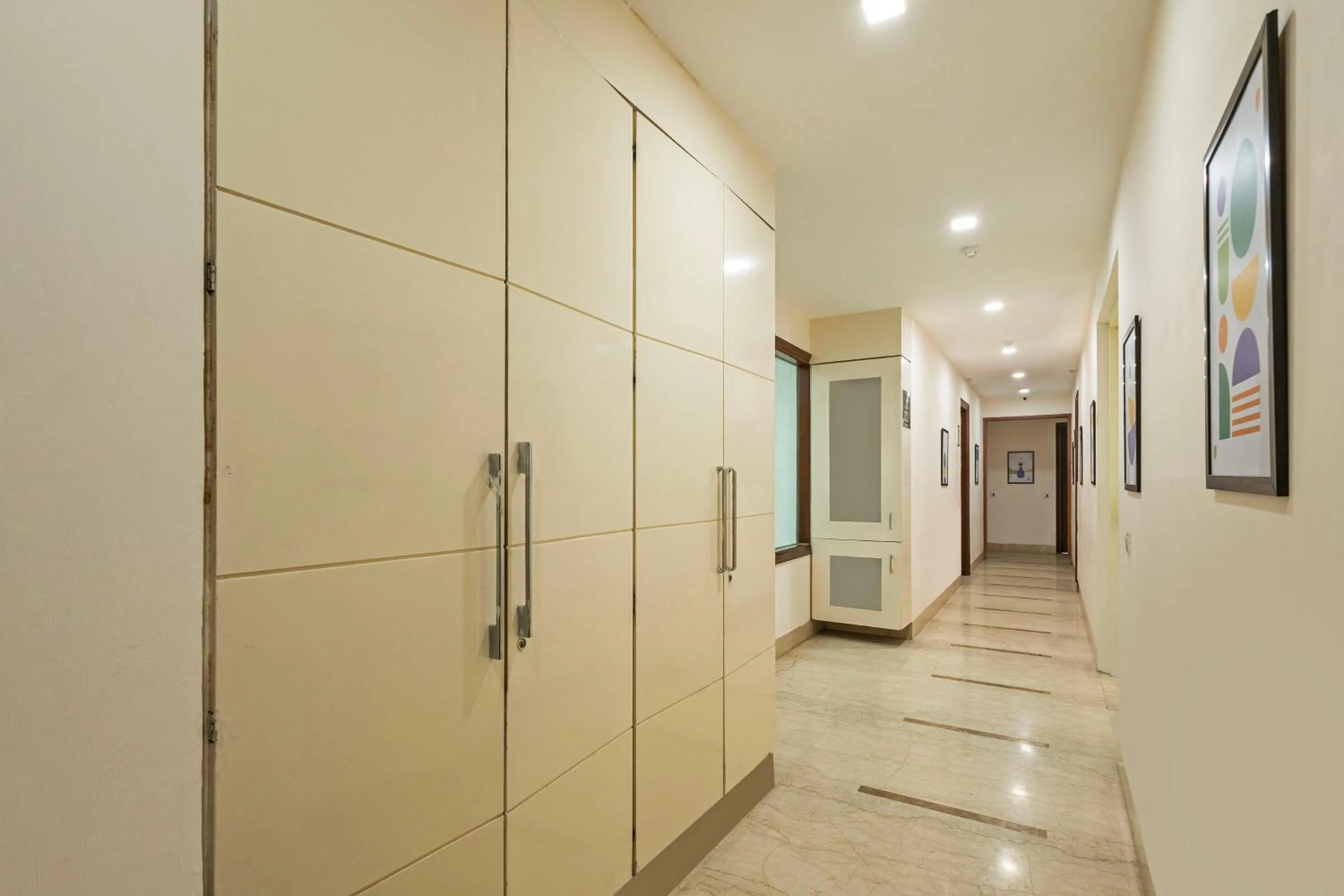 Lobby or reception in Treebo Royal Star