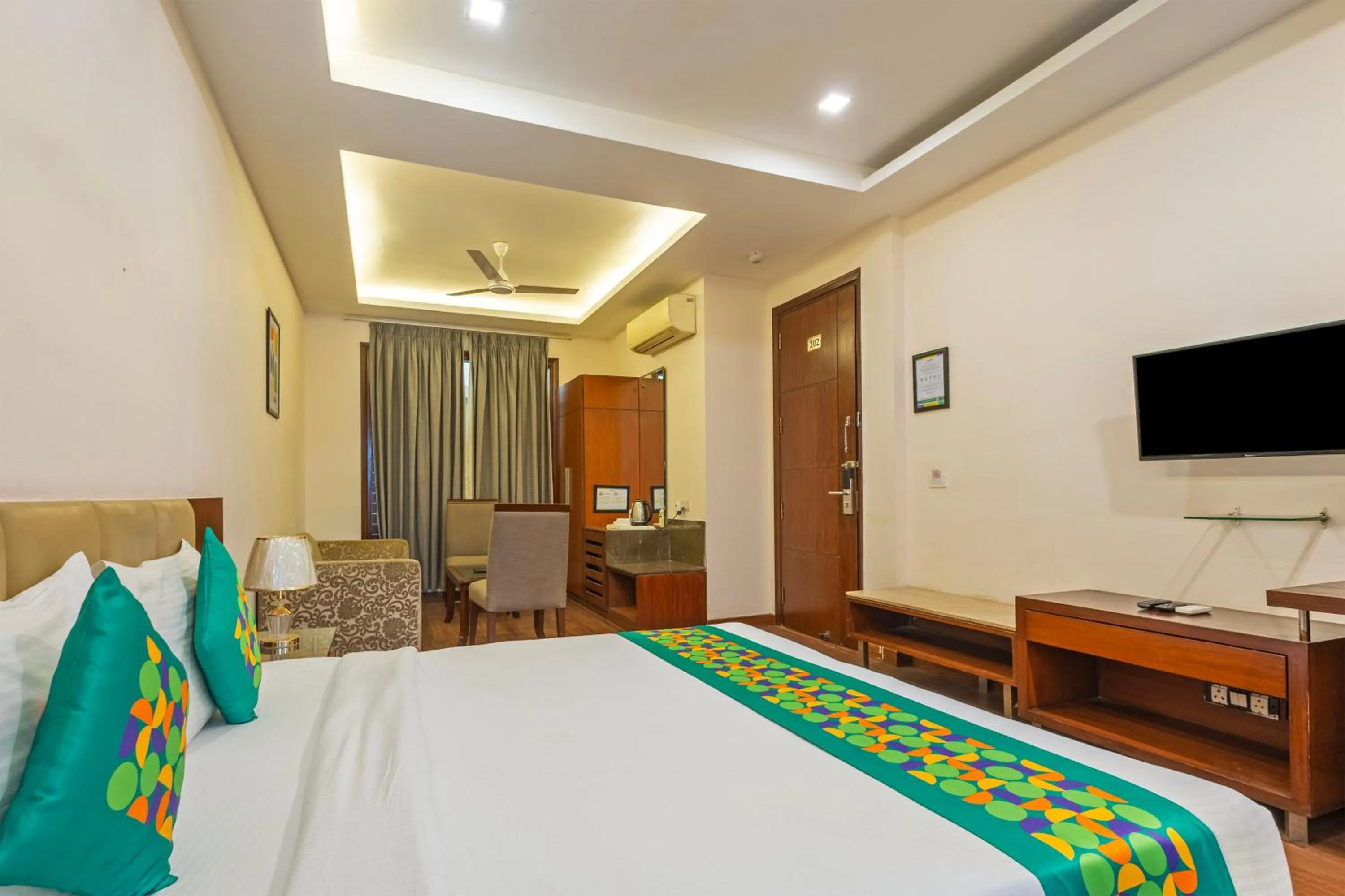 Bedroom, Bed in Treebo Royal Star