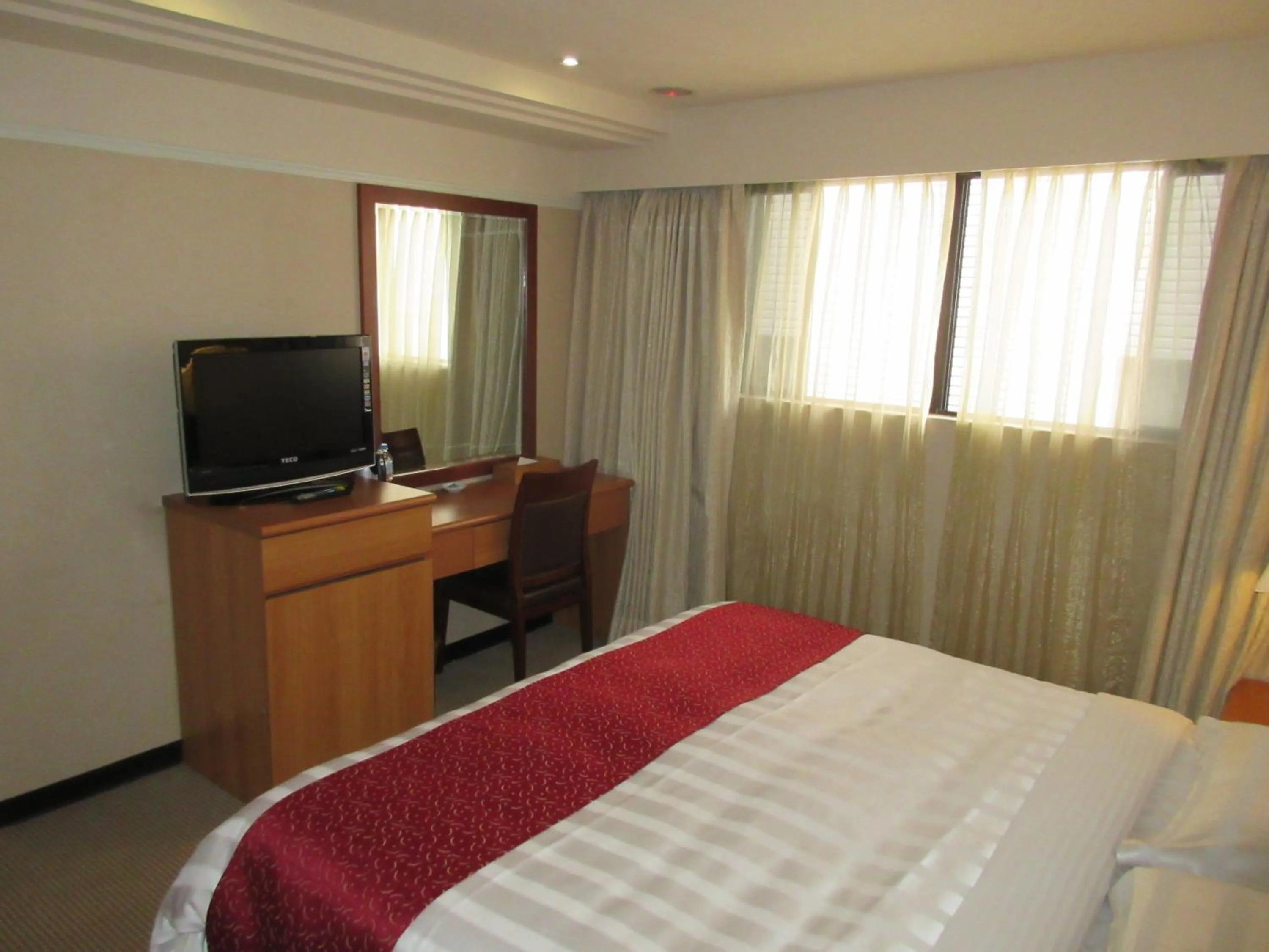 Bedroom, Bed in Dahshin Hotel