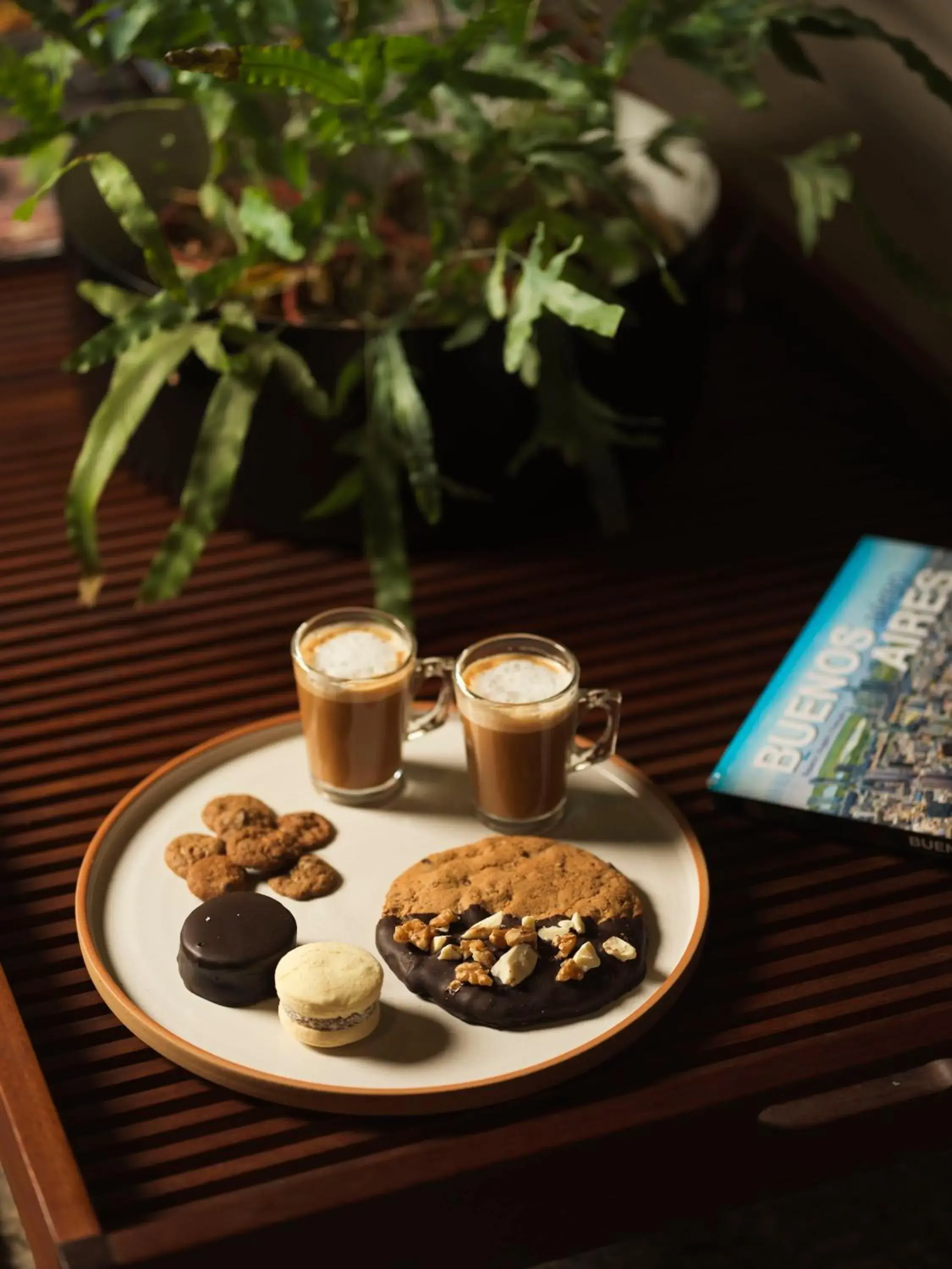 Restaurant/places to eat in AQ Tailored Suites Restaurant/places to eat in AQ Tailored Suites