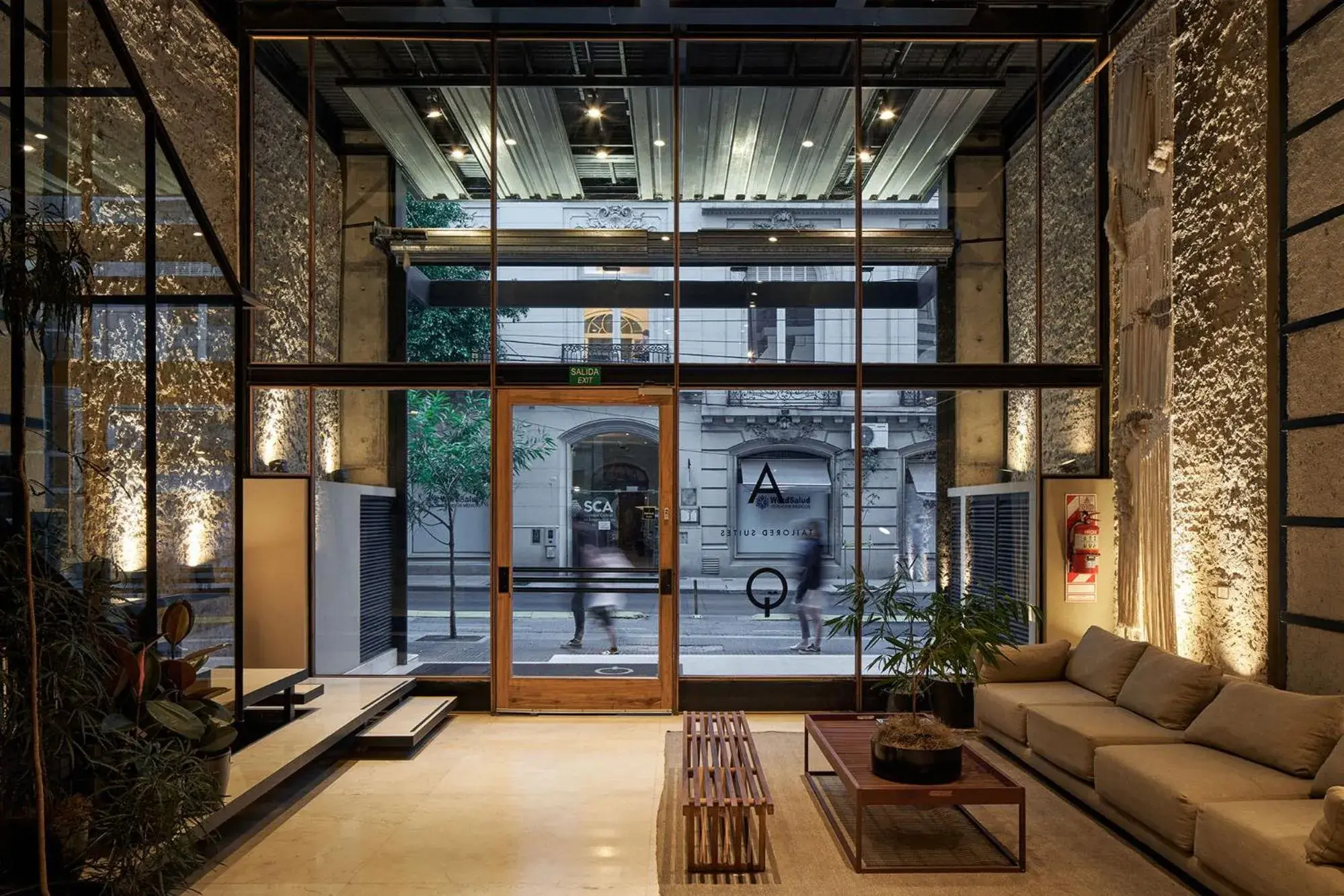 Property building in AQ Tailored Suites Property building in AQ Tailored Suites