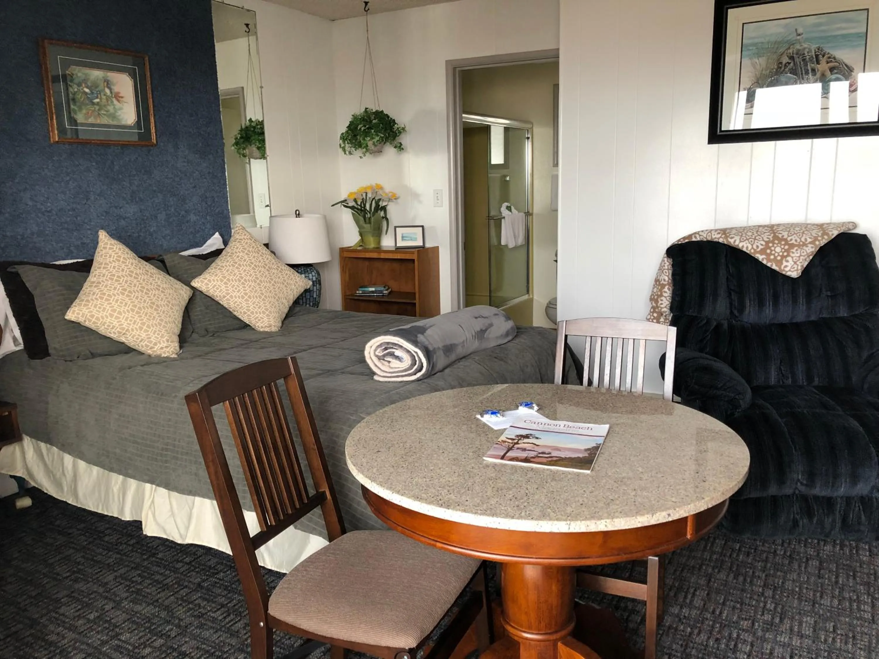 Seating area in Webb's Scenic Surf
