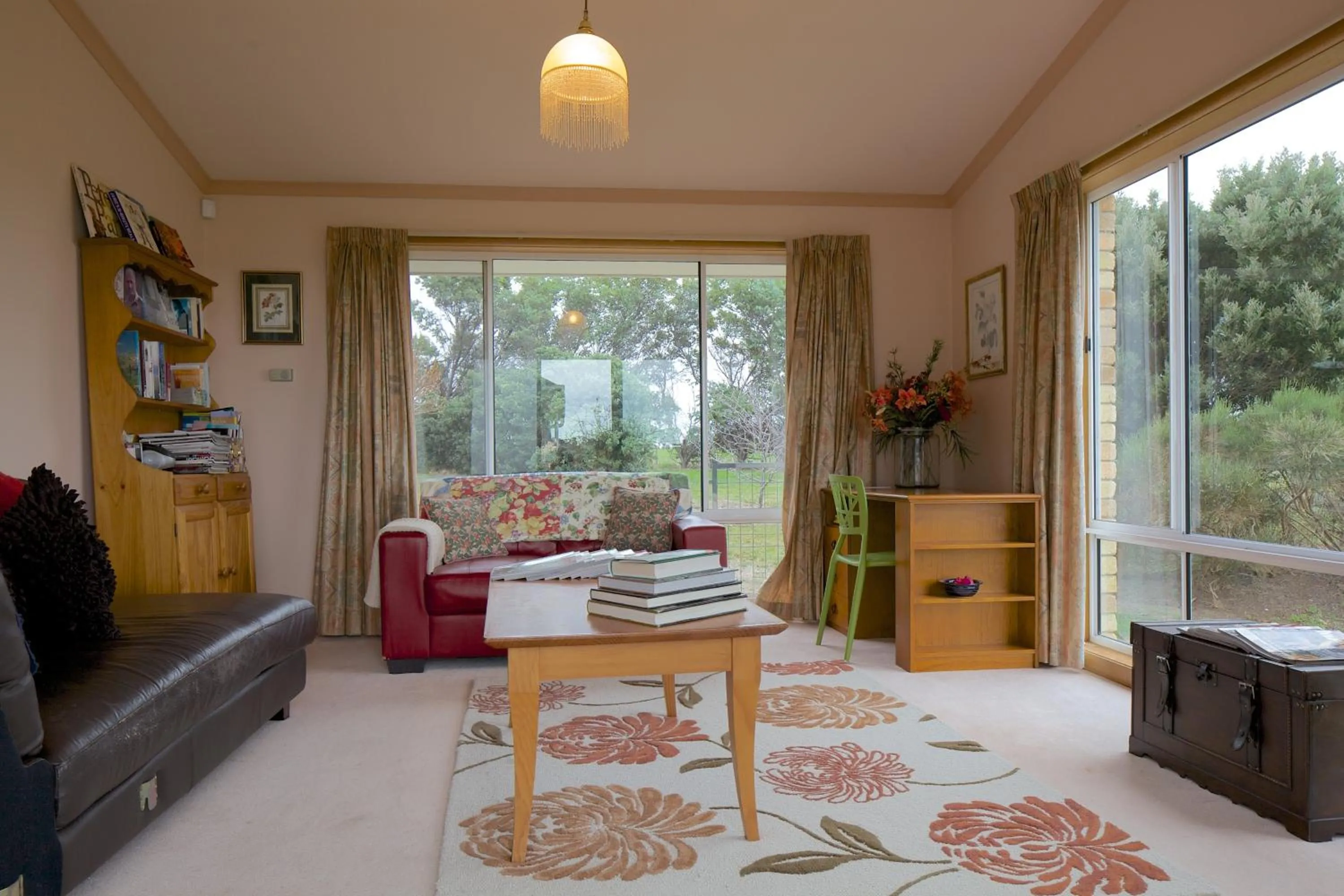Living room in Riversdale Estate Cottages