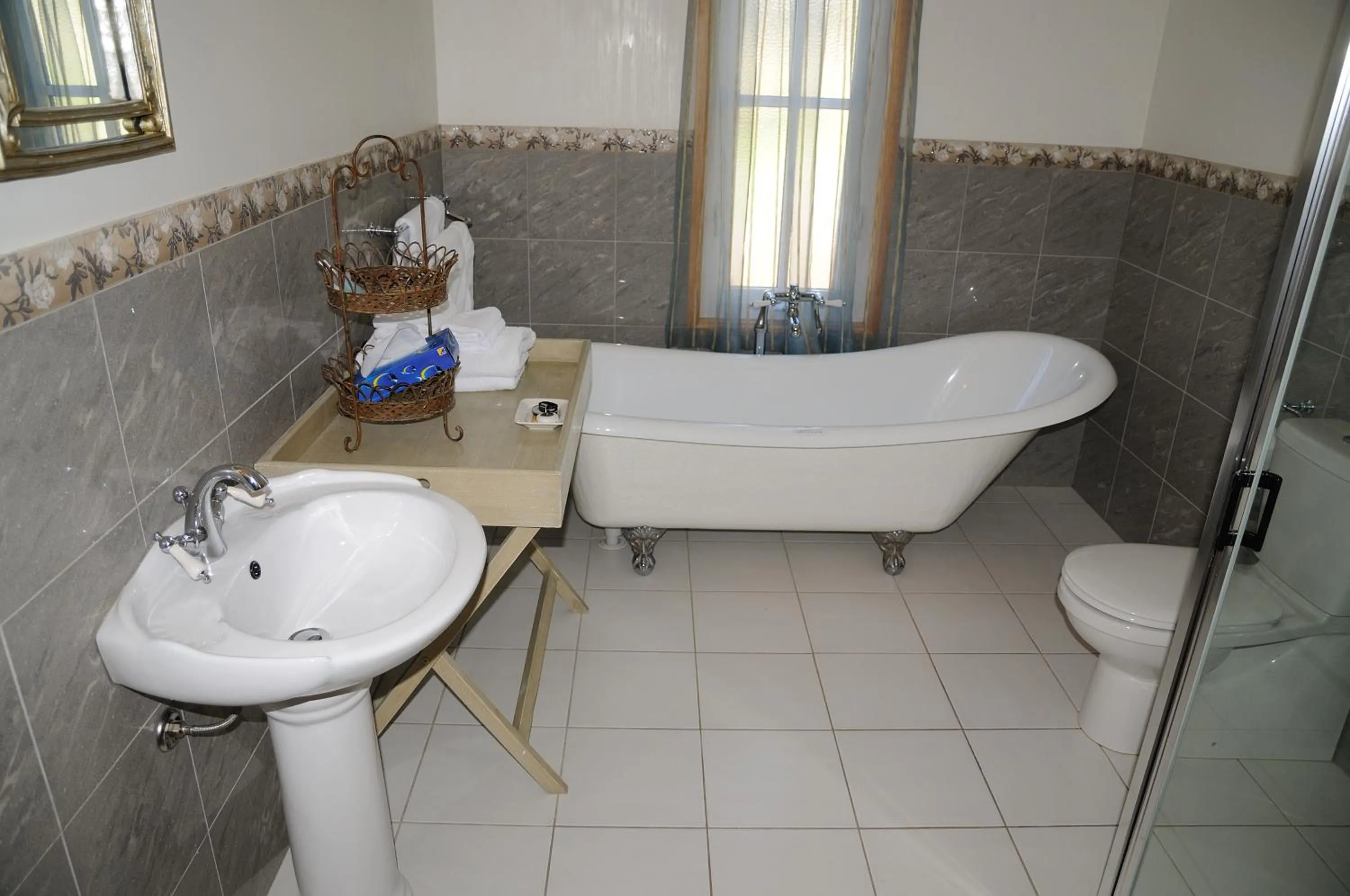Bathroom in Riversdale Estate Cottages