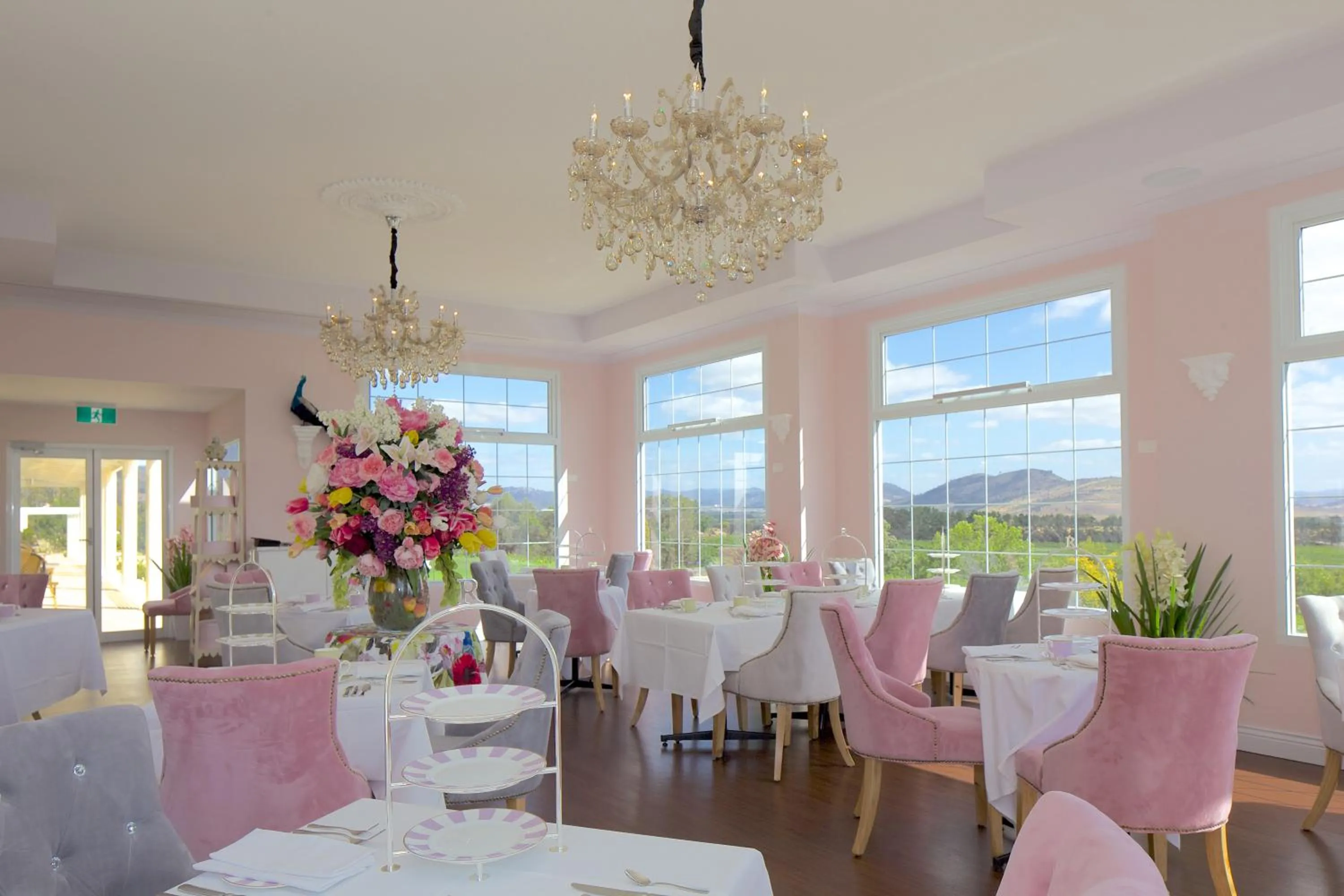 Restaurant/places to eat in Riversdale Estate Cottages