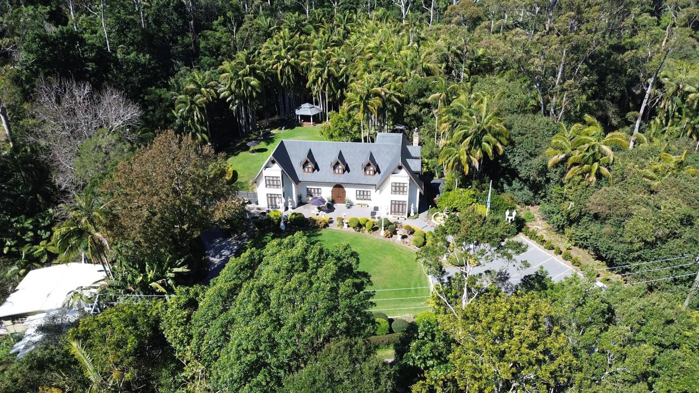Mt Tamborine Stonehaven Manor