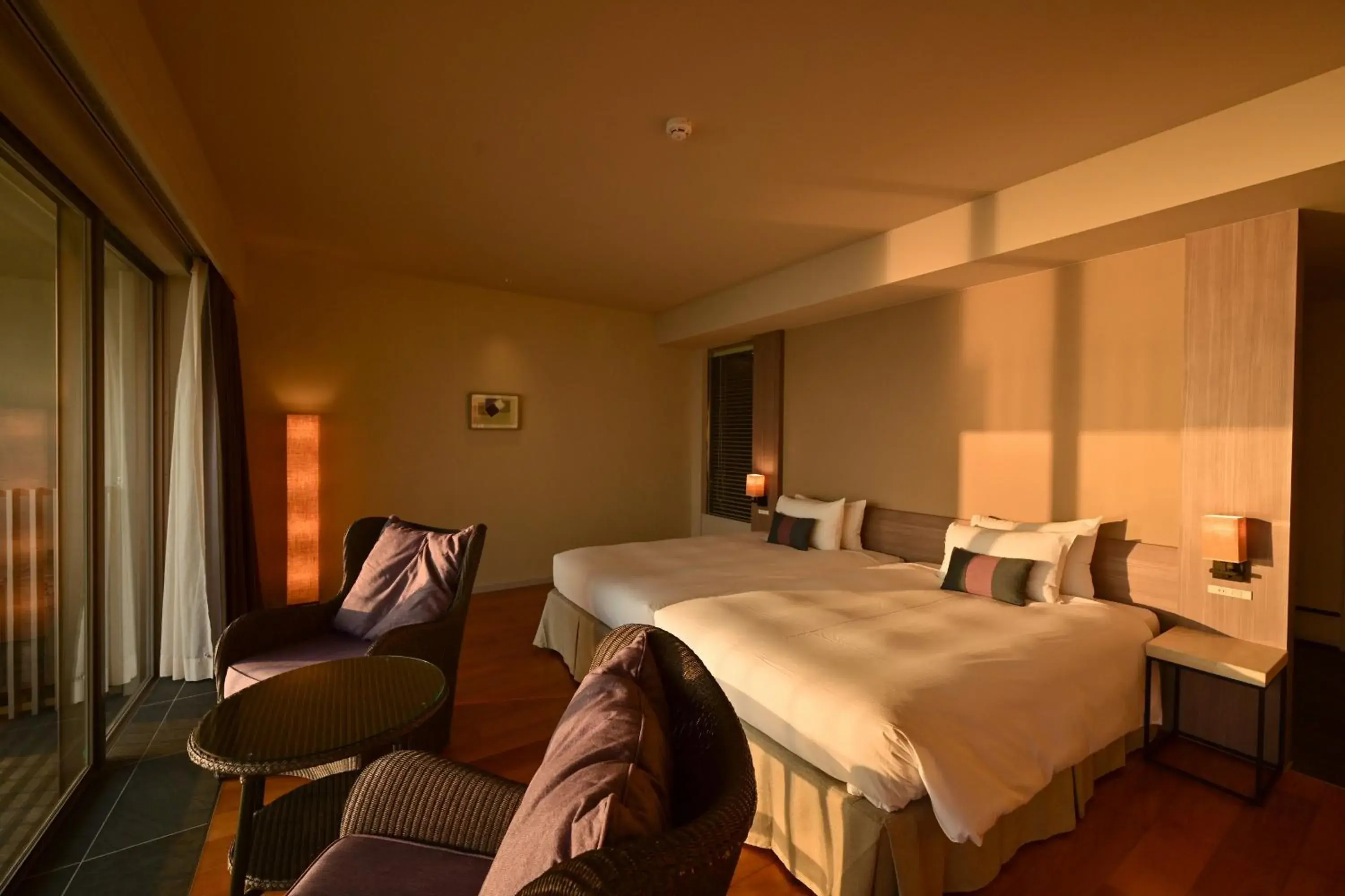 Sea view, Bed in Beach Hotel Sunshine Ishigakijima Sea view, Bed in Beach Hotel Sunshine Ishigakijima