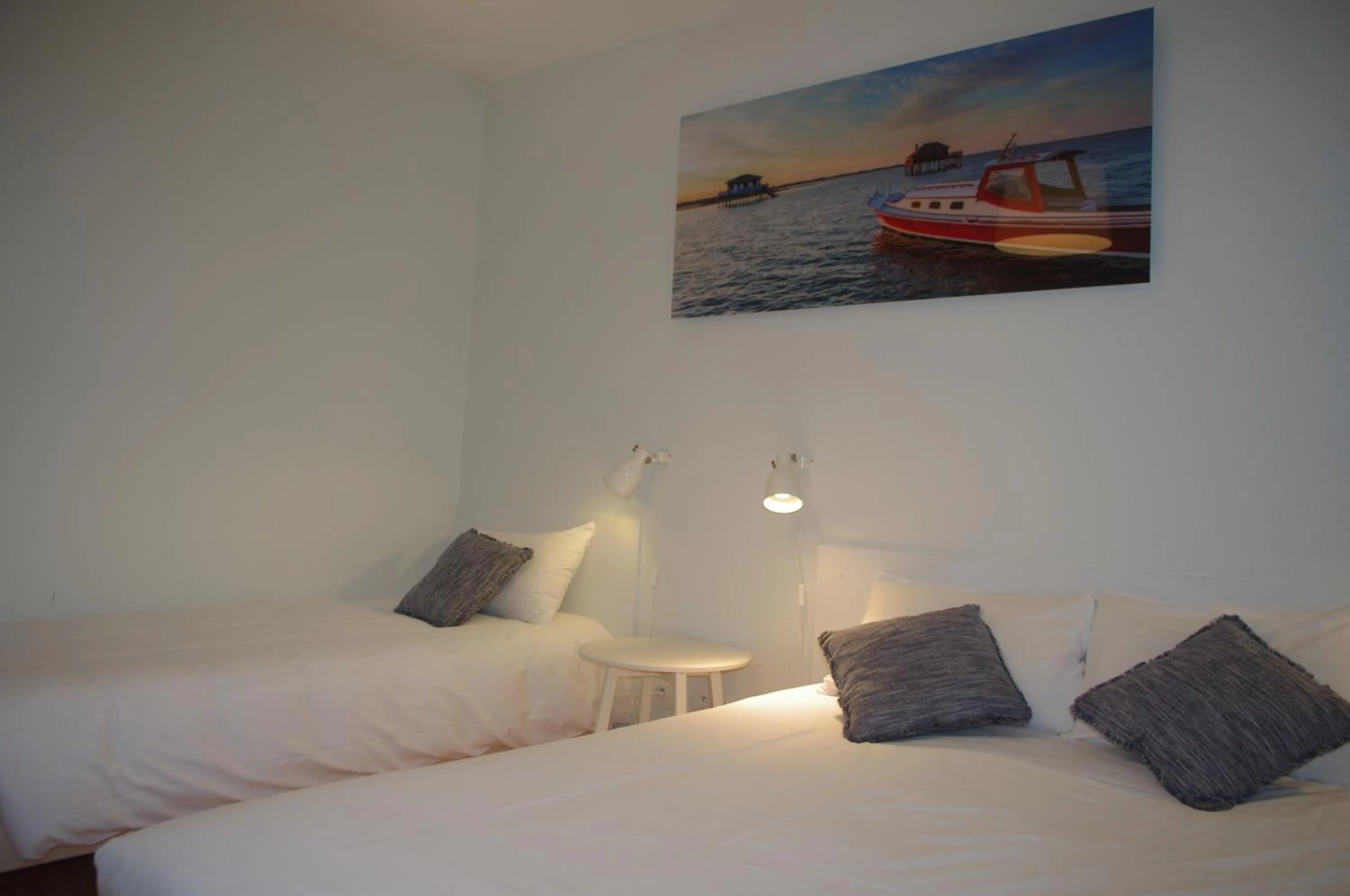 Bedroom, Bed in Hôtel Rapin