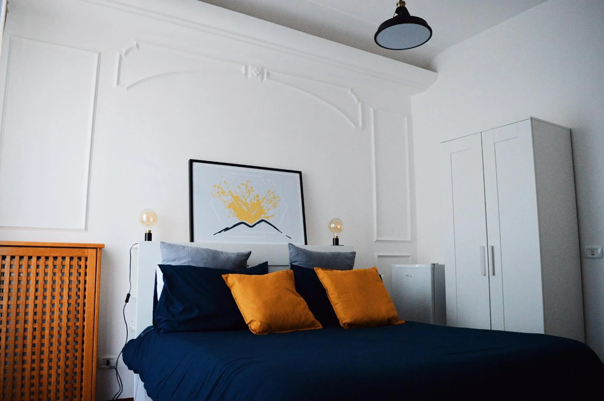 Bed in Civico Vesuvio B&B