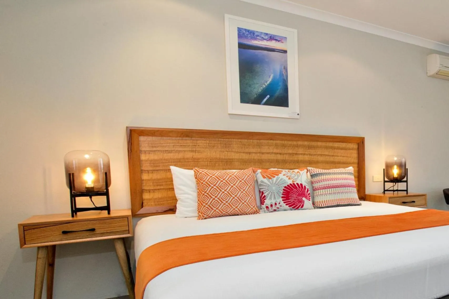 Bed in Vintages Accommodation