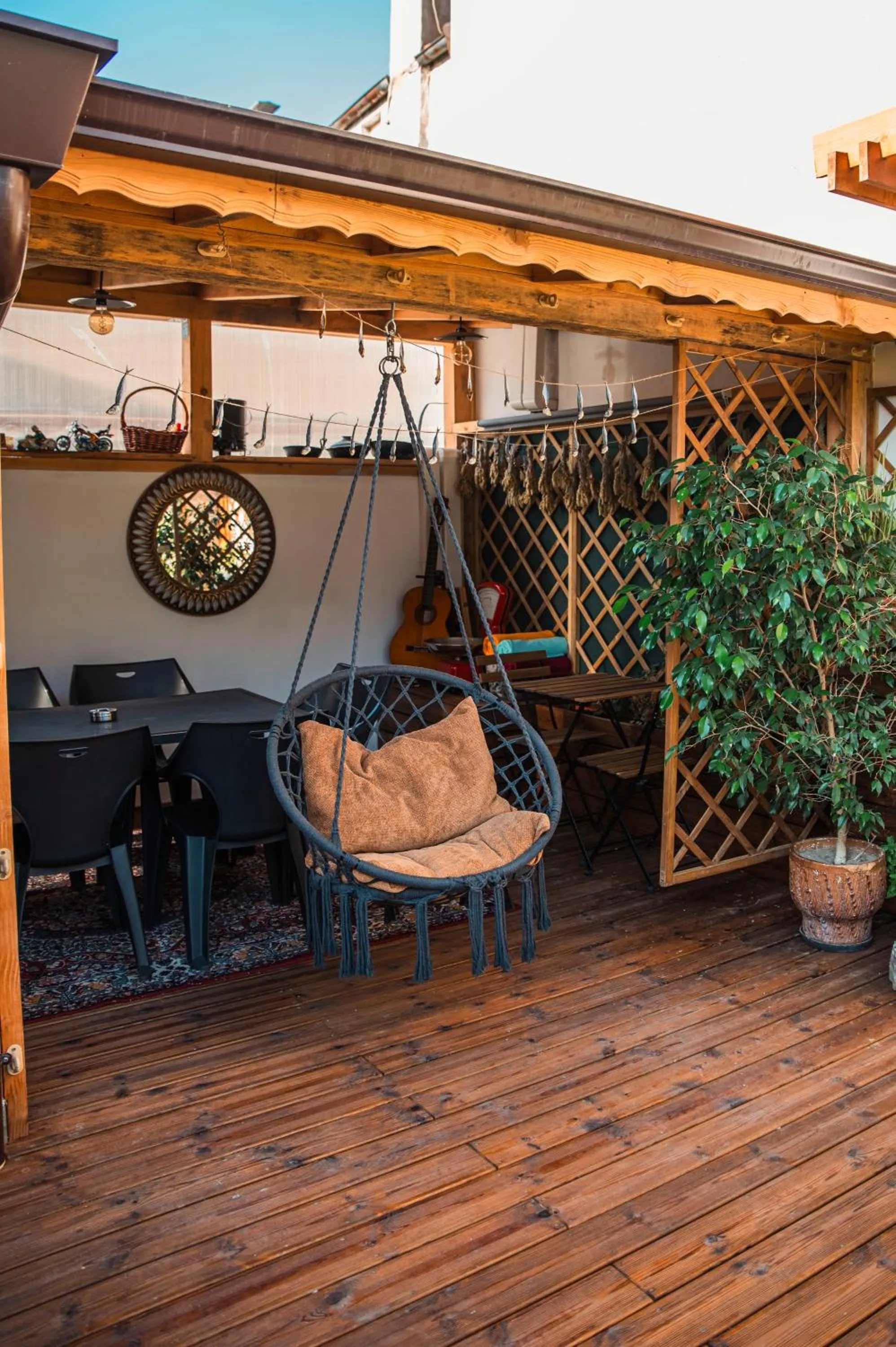 Balcony/Terrace in Three Dolphins Hotel with a Rooftop terracе