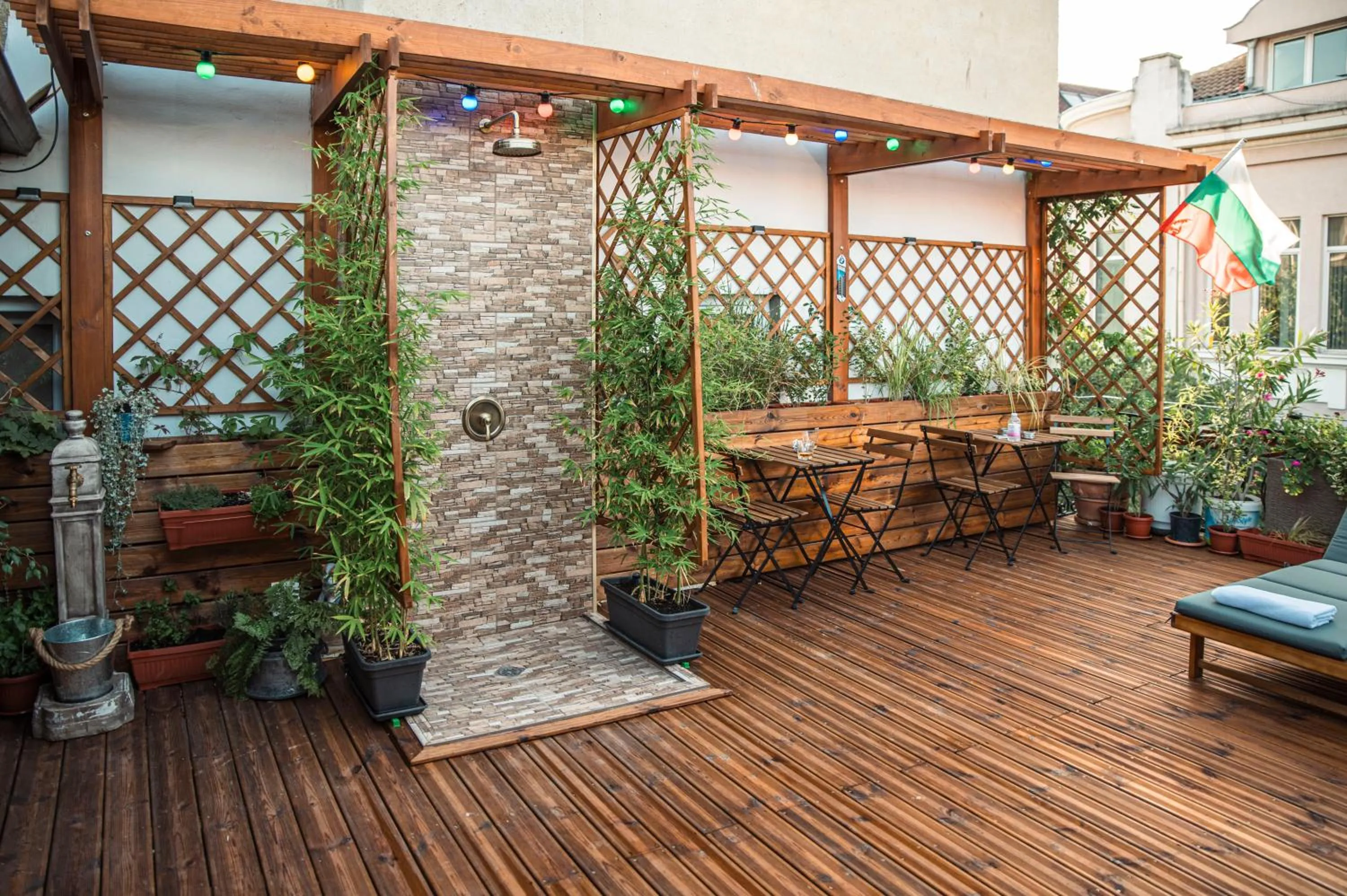 Balcony/Terrace in Three Dolphins Hotel with a Rooftop terracе