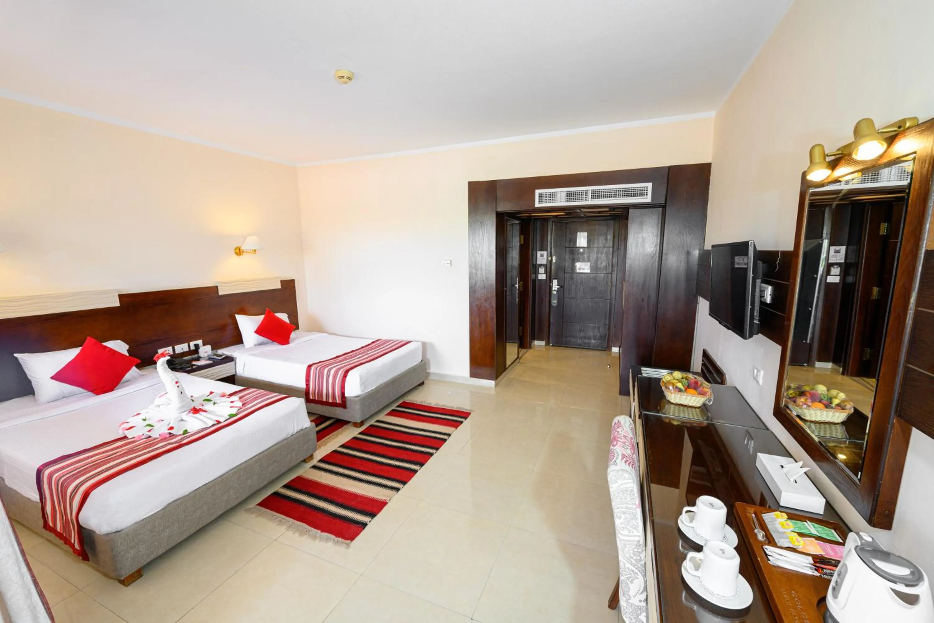 Photo of the whole room, Bed in Golden Beach Resort