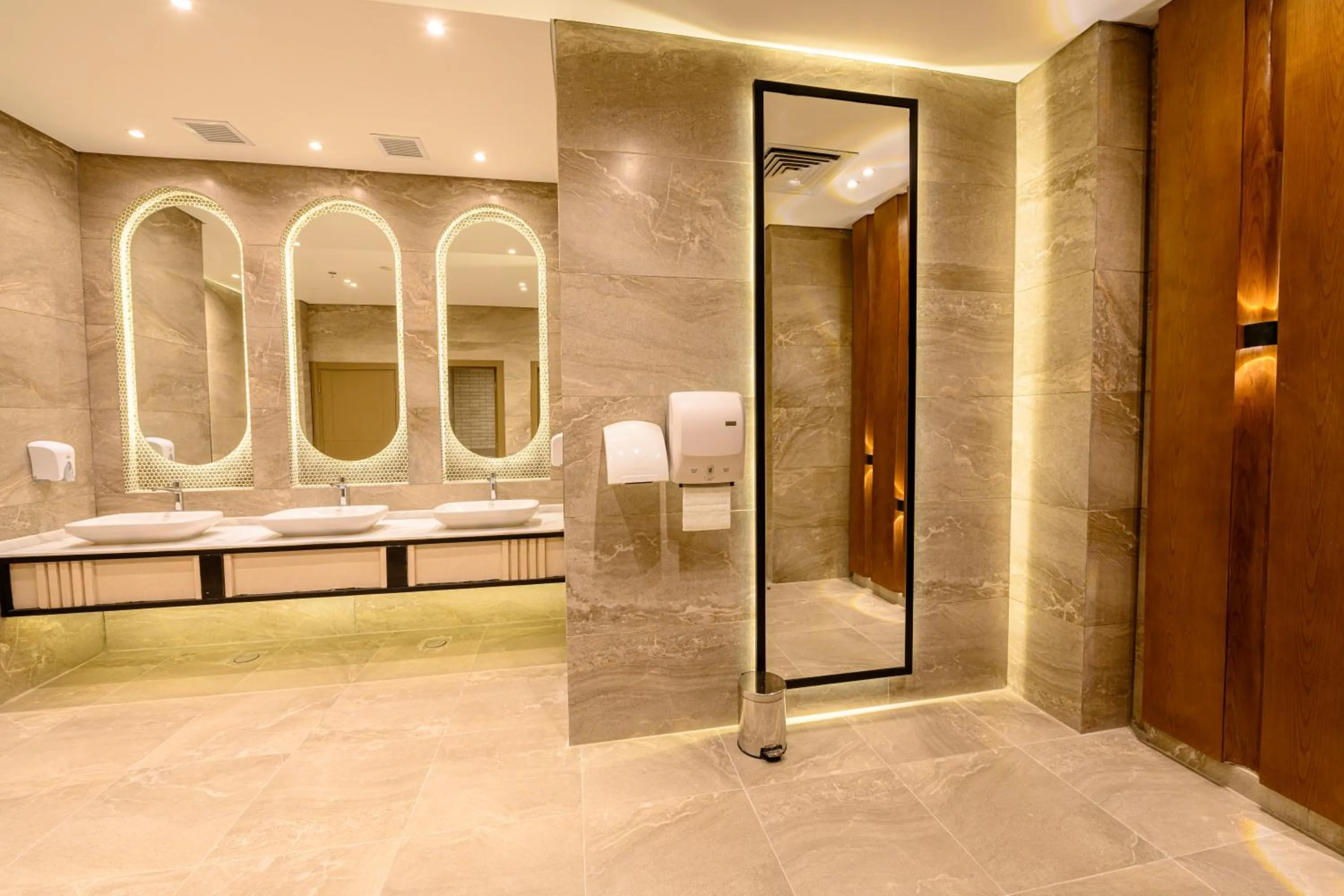 Toilet in Golden Beach Resort