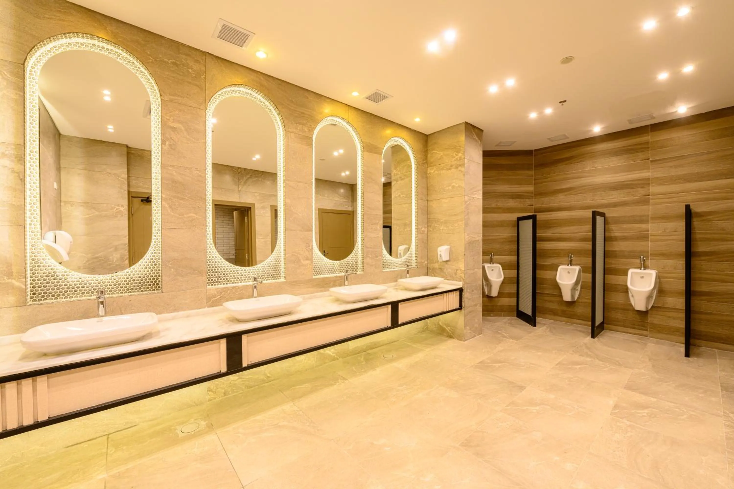 Bathroom, Bed in Golden Beach Resort