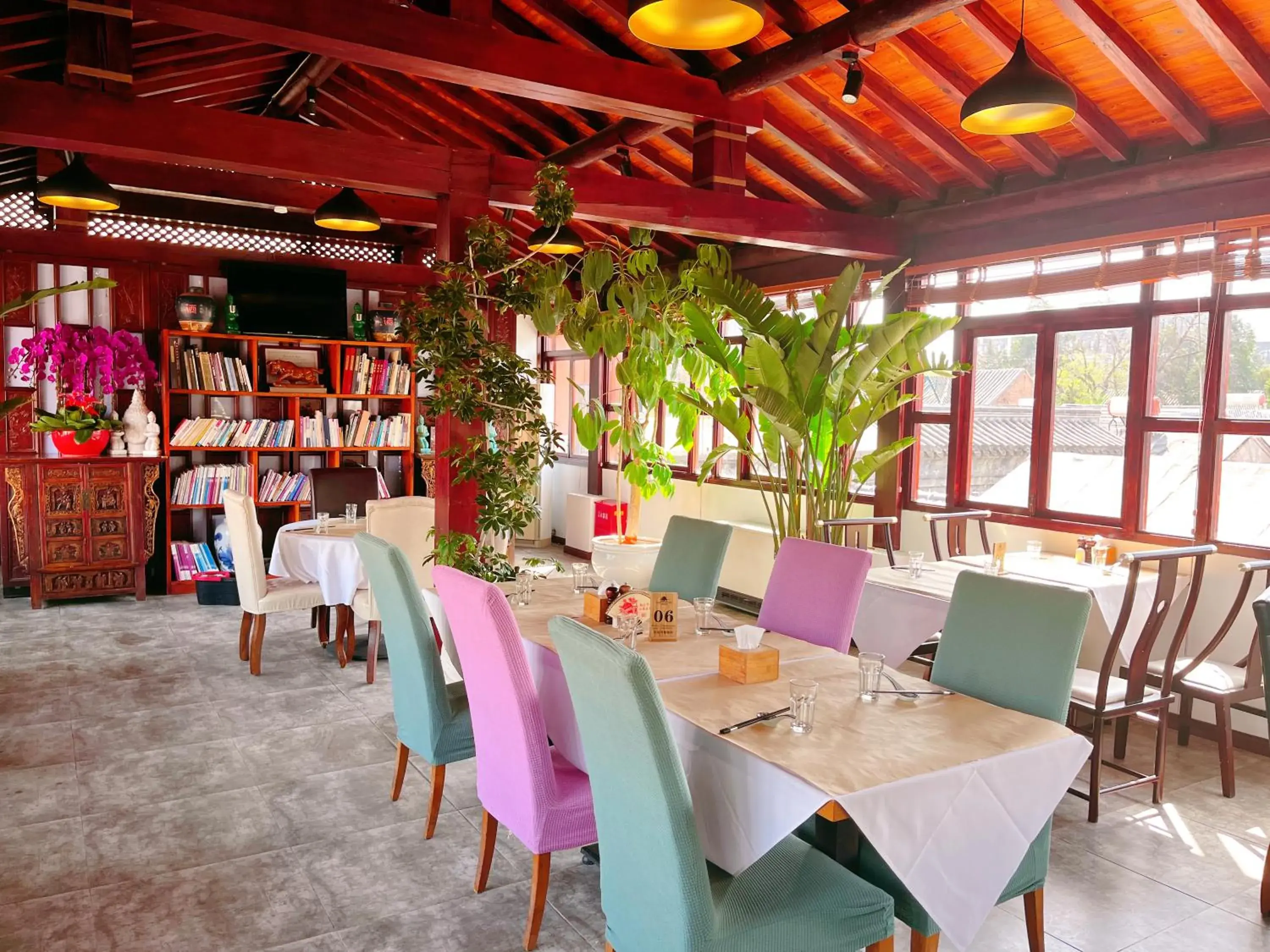 Restaurant/places to eat in Jingshan Garden Hotel Restaurant/places to eat in Jingshan Garden Hotel