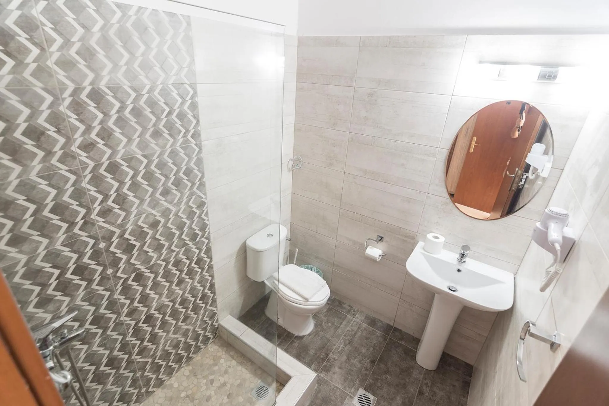 Bathroom in Tivoli Hotel