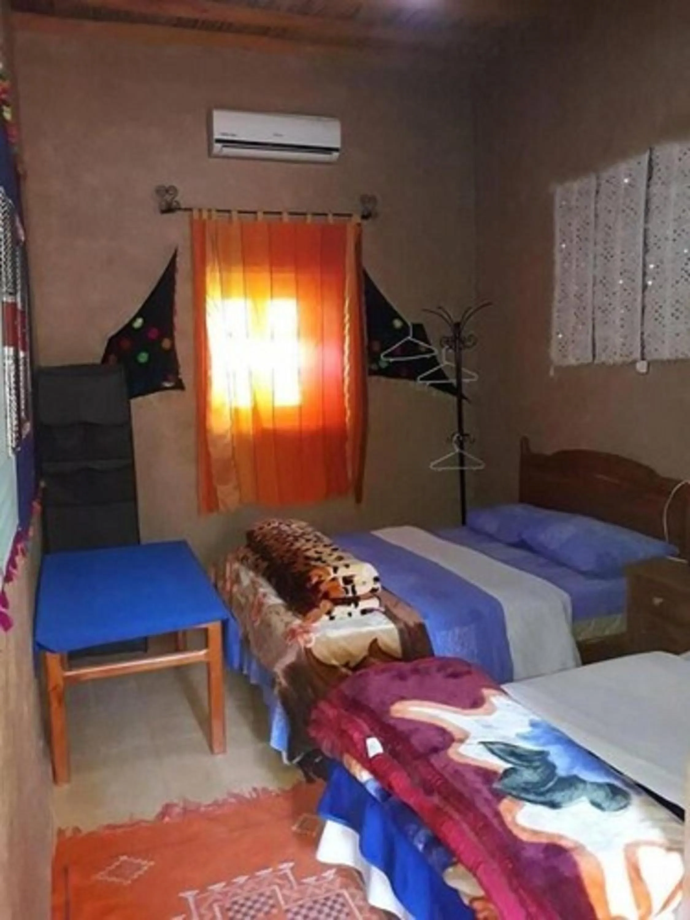 Bed in Hôtel Riad Tadarte Familier