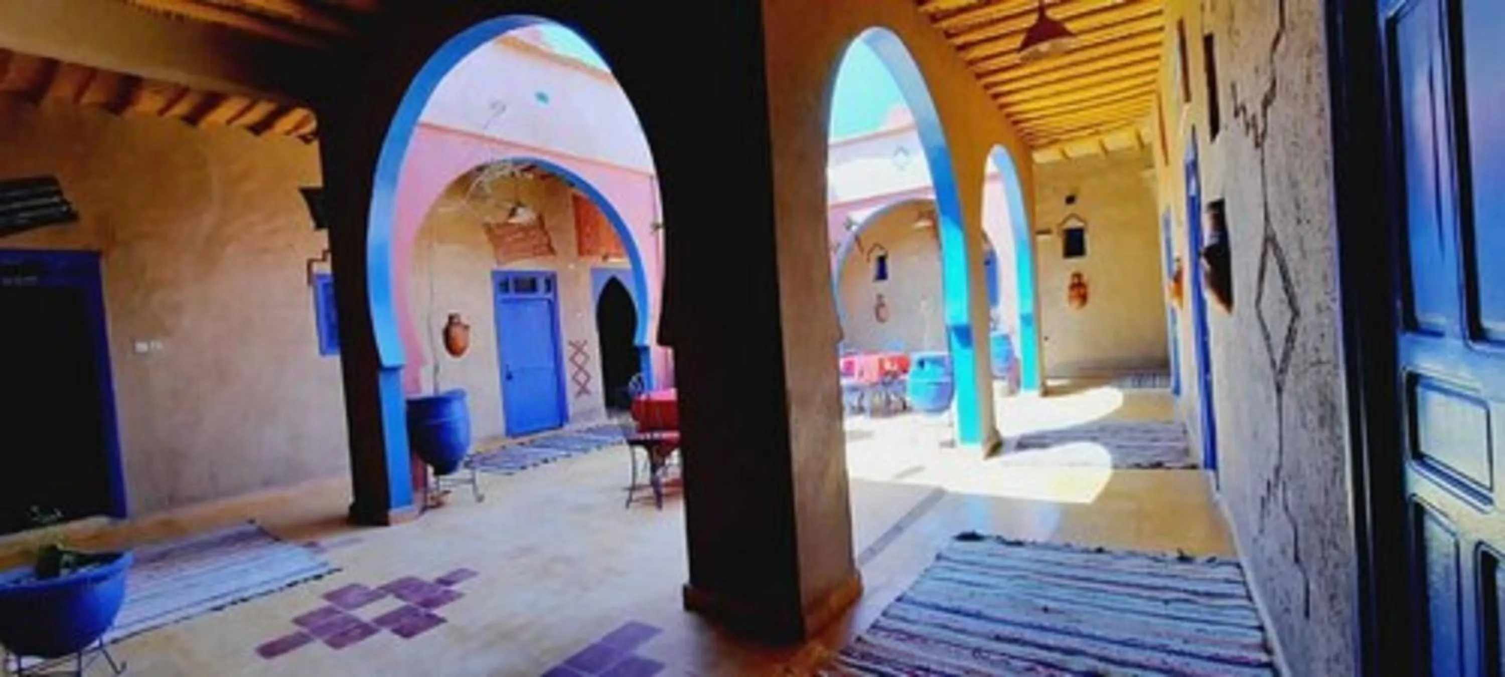 Bed in Hôtel Riad Tadarte Familier