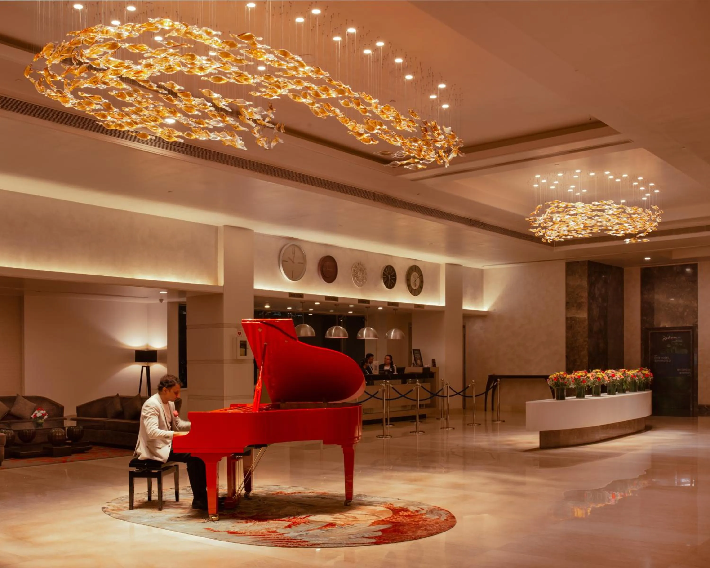 Lobby or reception in Radisson Blu Bengaluru Outer Ring Road