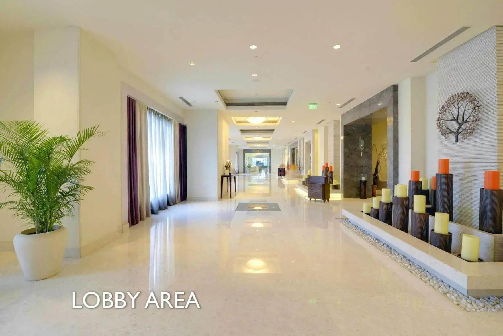 Lobby or reception in Radisson Blu Bengaluru Outer Ring Road Lobby or reception in Radisson Blu Bengaluru Outer Ring Road