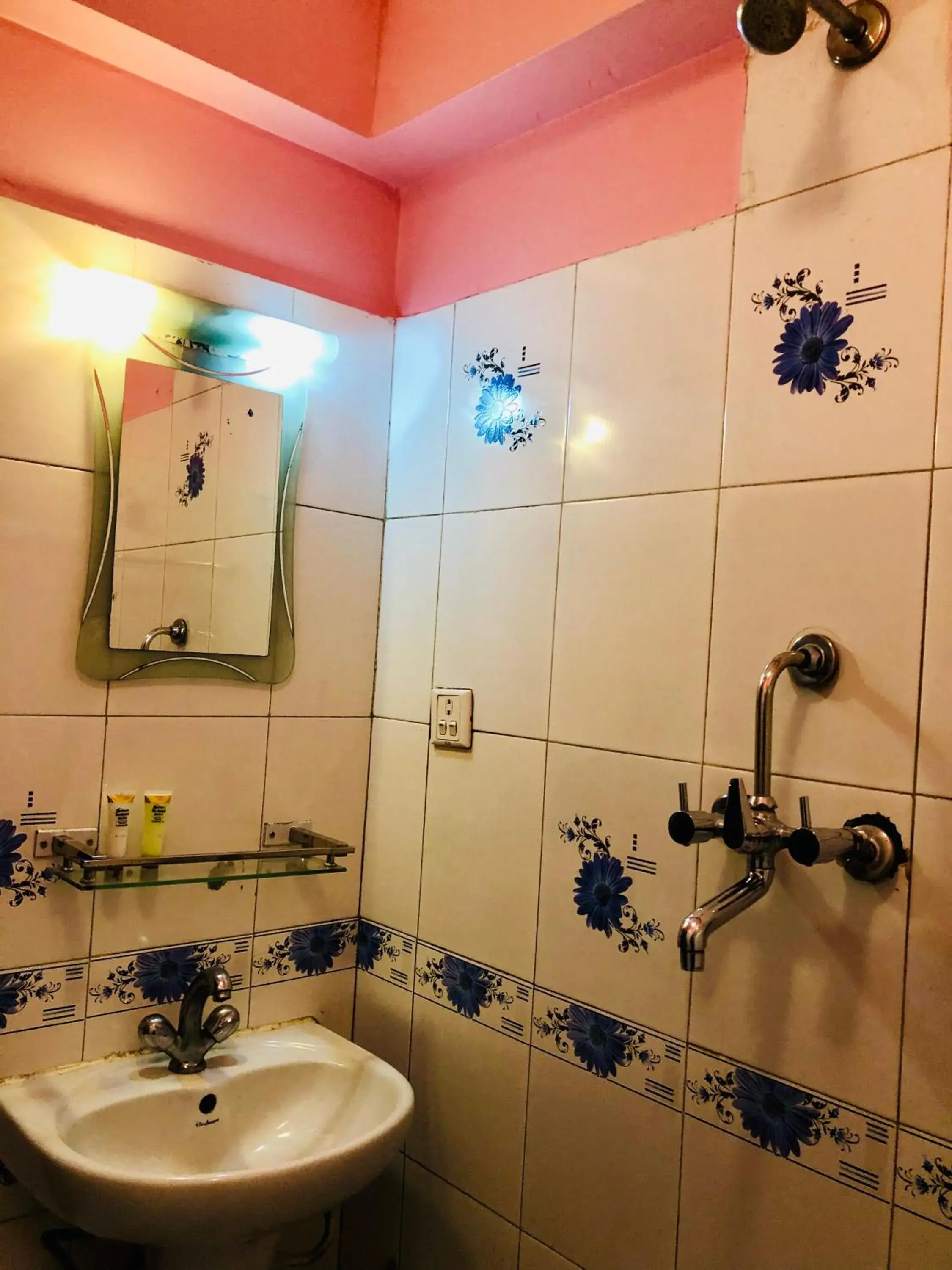 Bathroom in Backyard Hotel Bathroom in Backyard Hotel