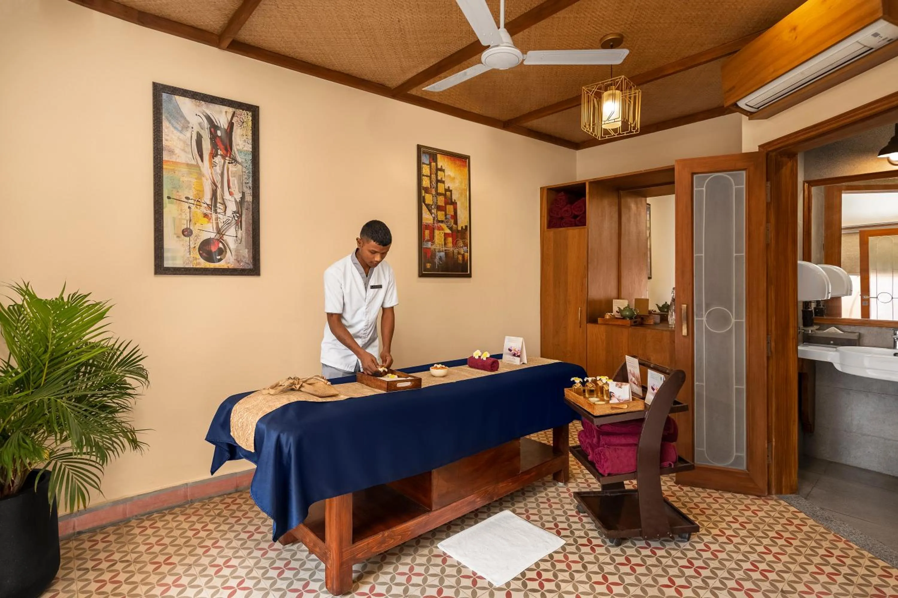 Spa and wellness centre/facilities in Ganga Lahari by Leisure Hotels