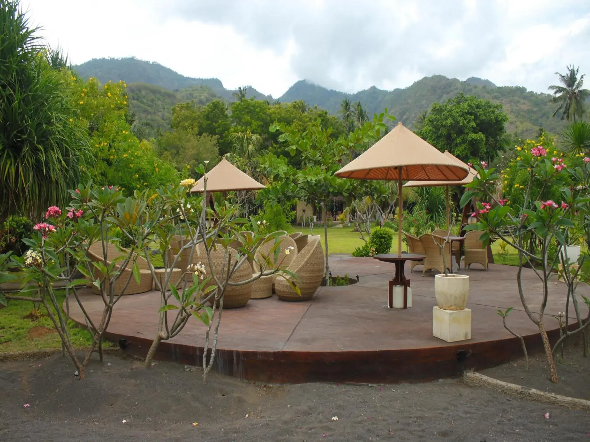 Lounge or bar in Hotel Uyah Amed Spa Resort Lounge or bar in Hotel Uyah Amed Spa Resort