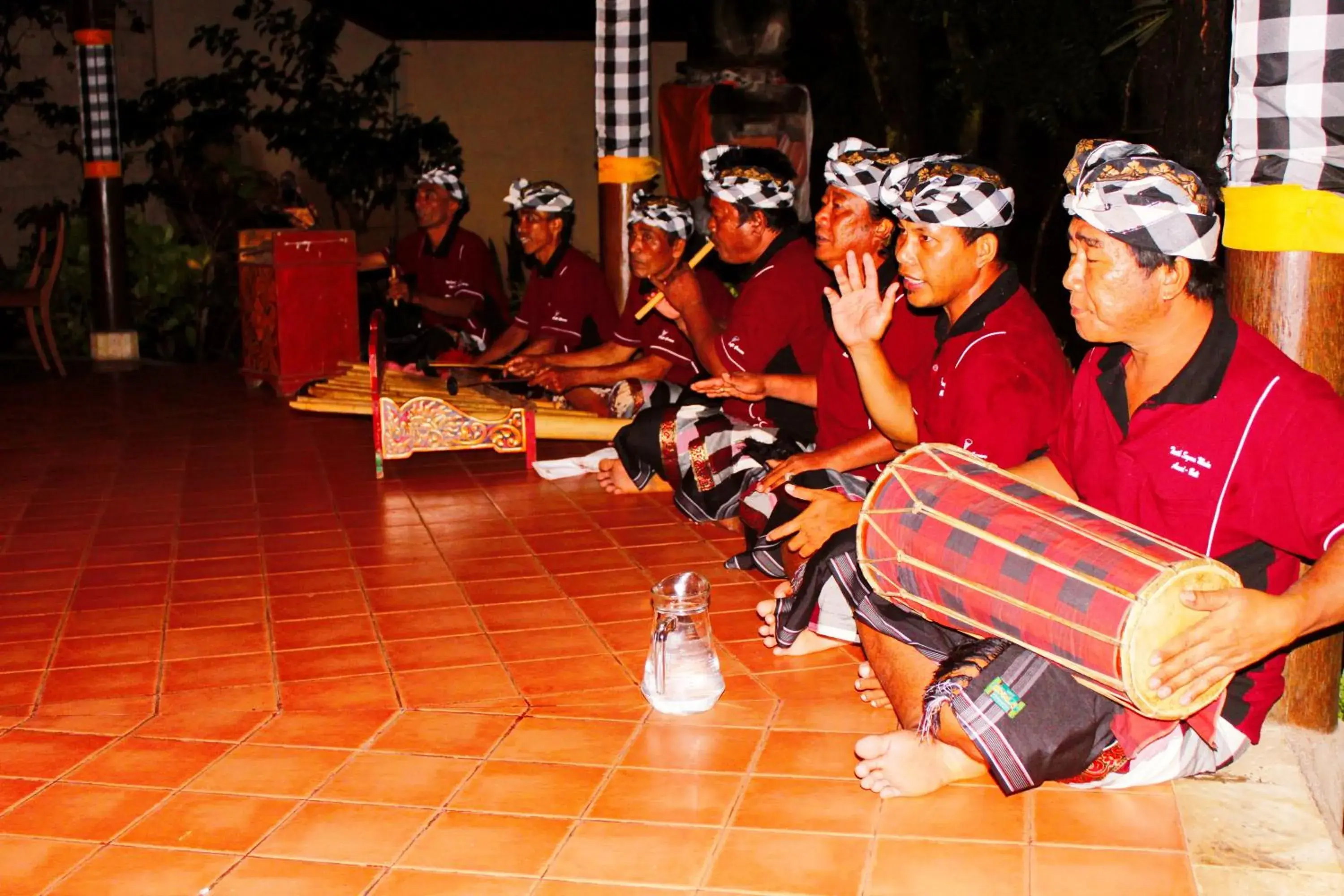 Restaurant/places to eat in Hotel Uyah Amed Spa Resort Restaurant/places to eat in Hotel Uyah Amed Spa Resort