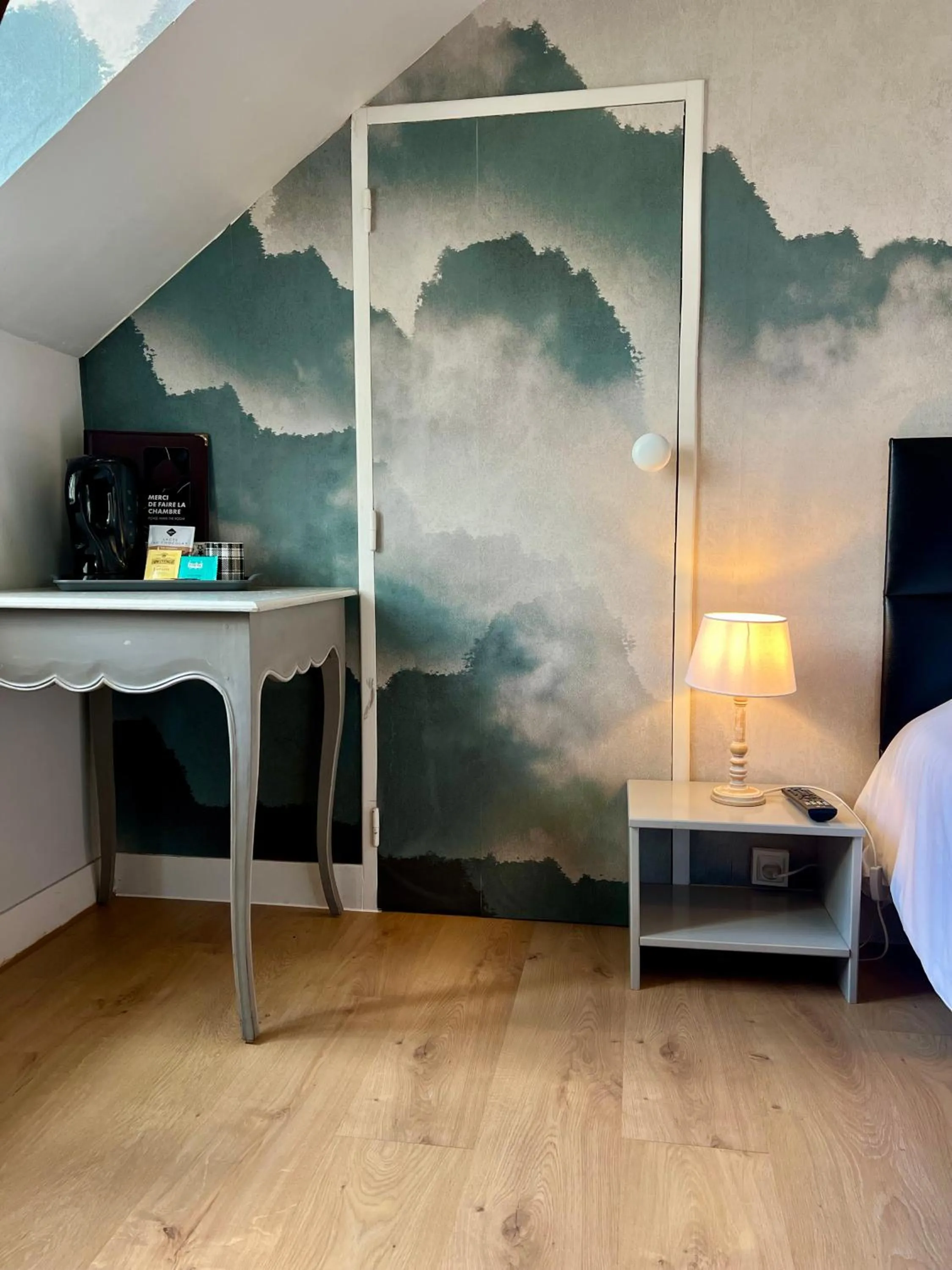 Coffee/tea facilities in Le Cheval Blanc