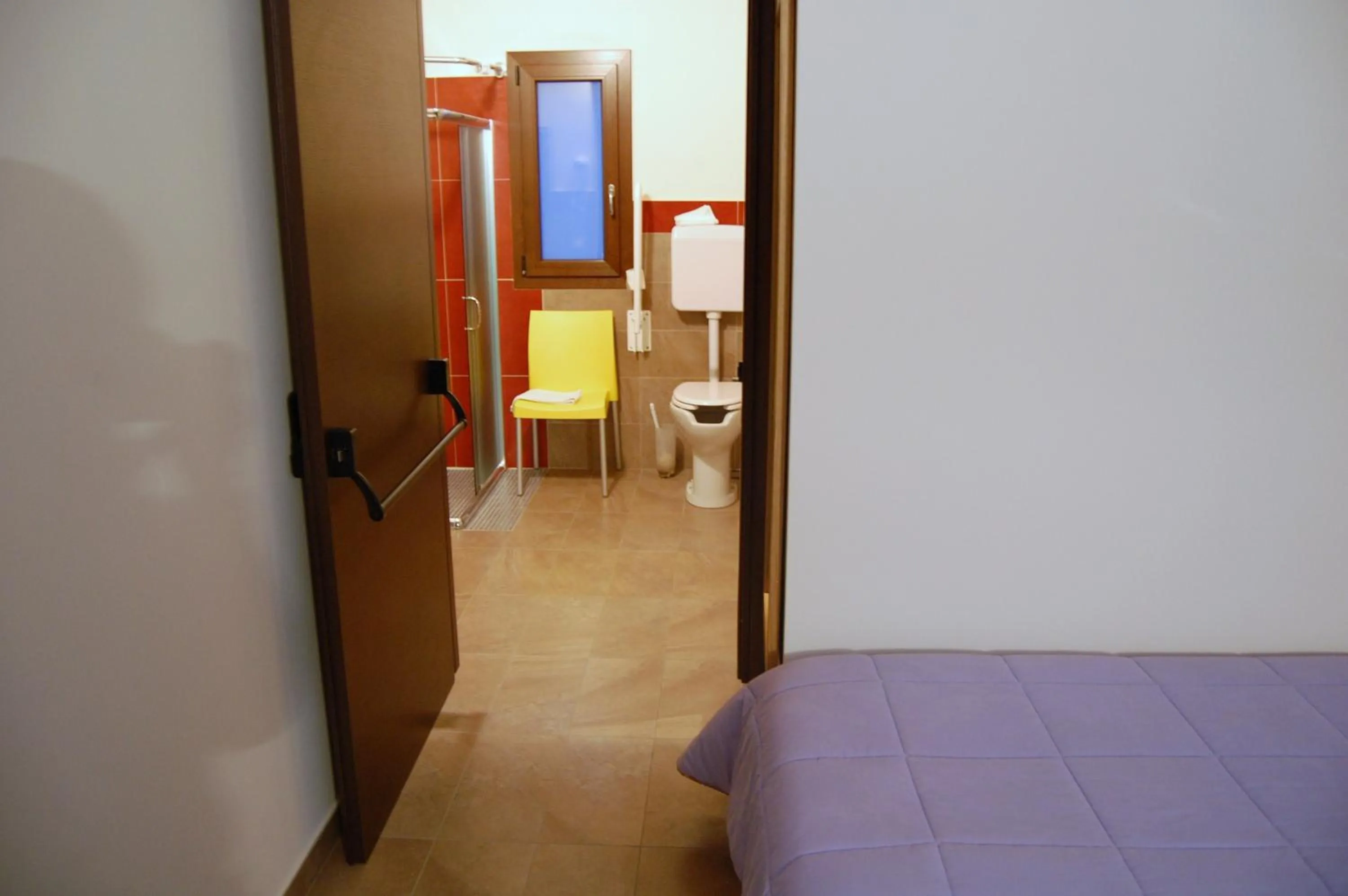 Bathroom, Bed in Terre Iblee Resort