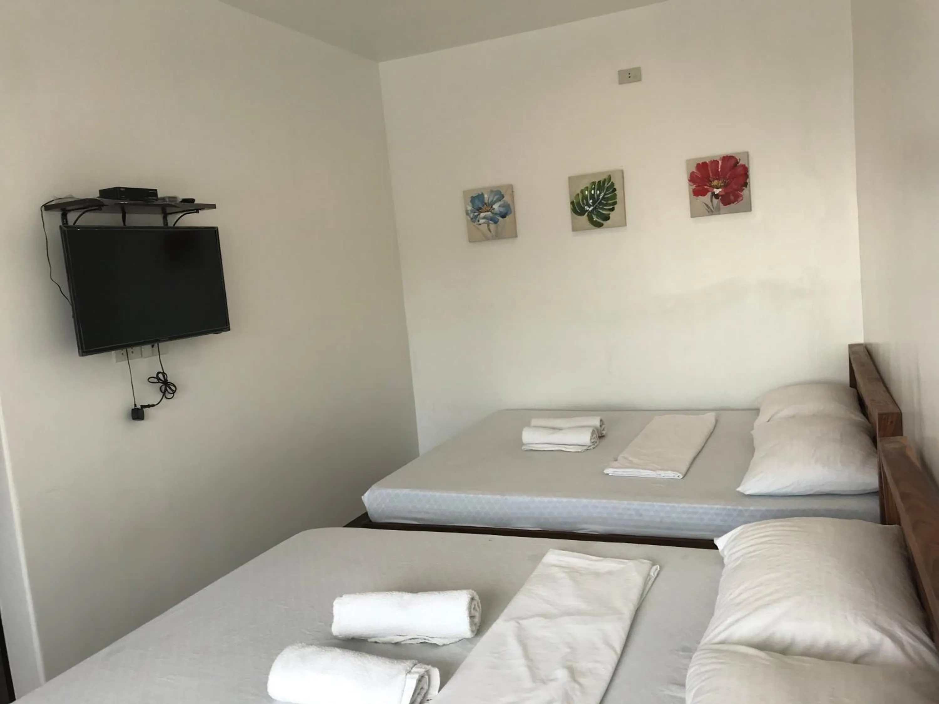 Seabreeze Beach Lodge