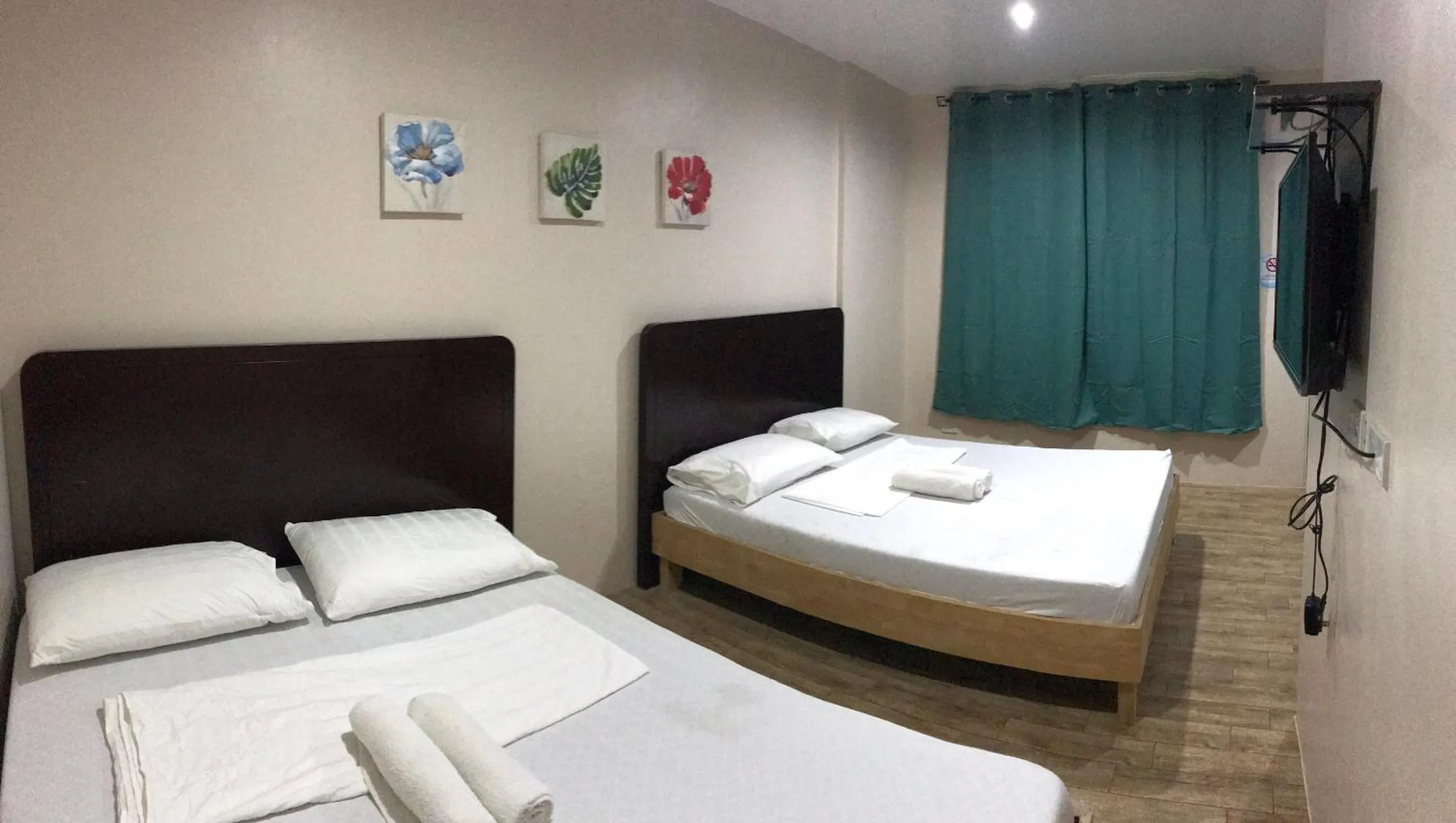 Seabreeze Beach Lodge