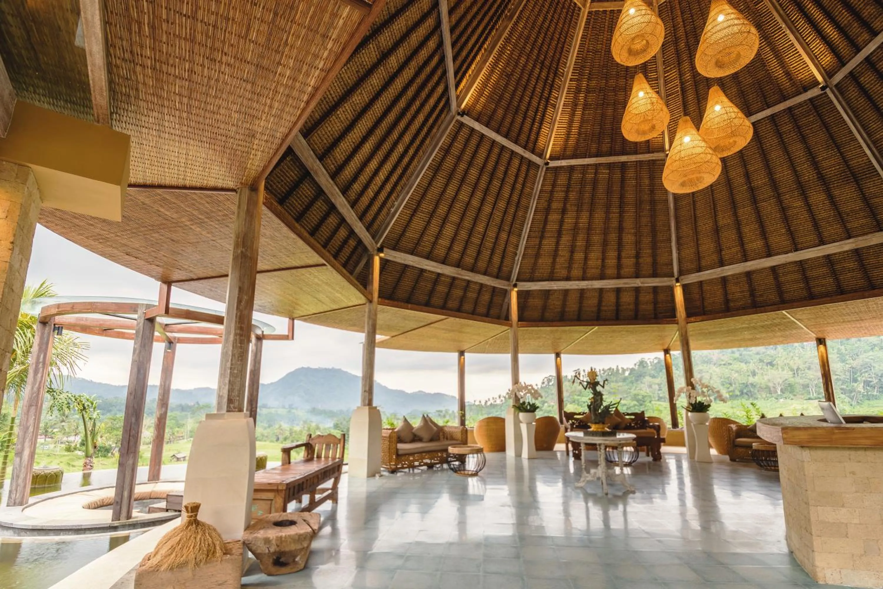 Property building in Wapa di Ume Sidemen