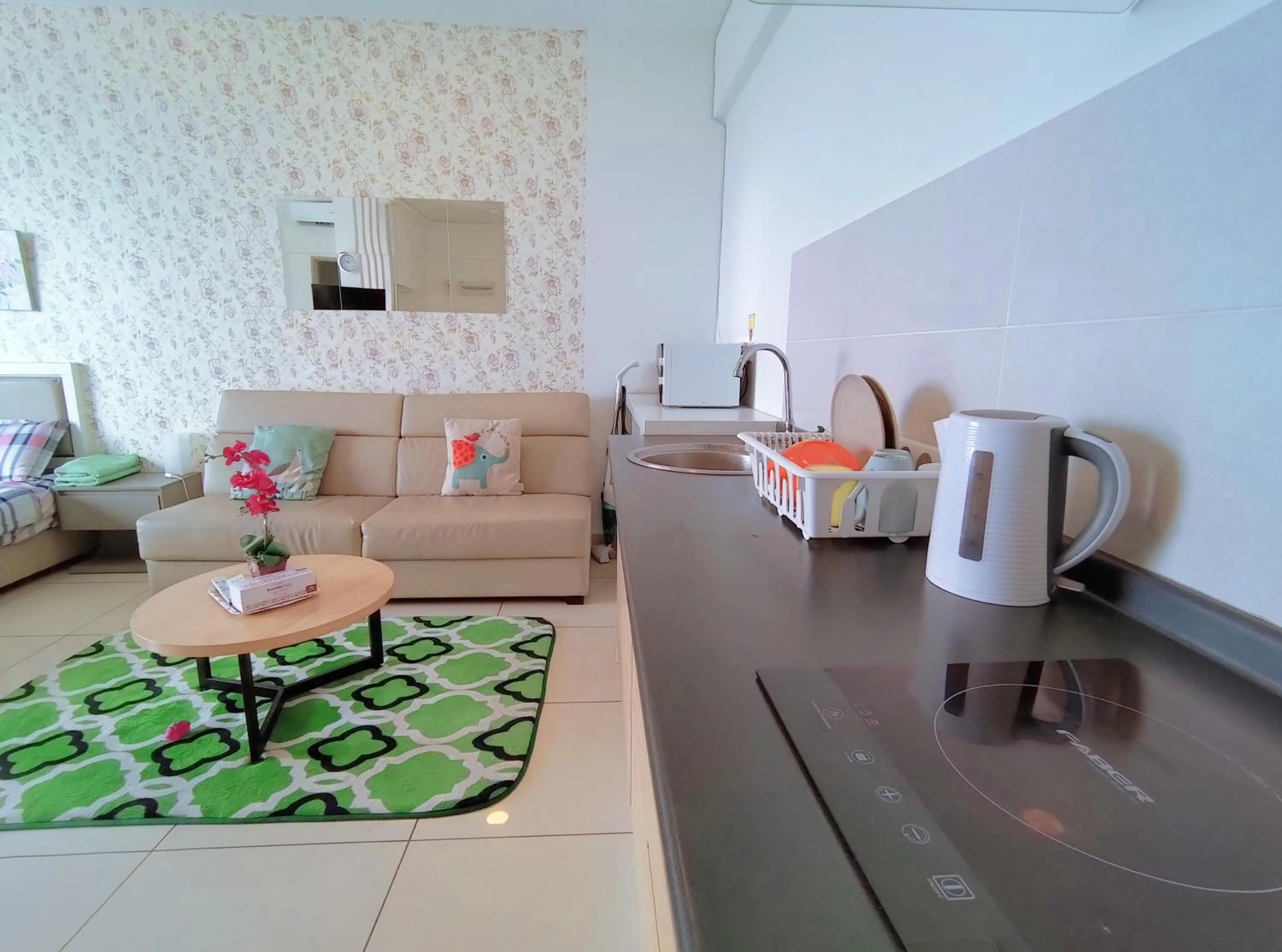 Comfort Zone Premium Guesthouse @ Evo Bangi