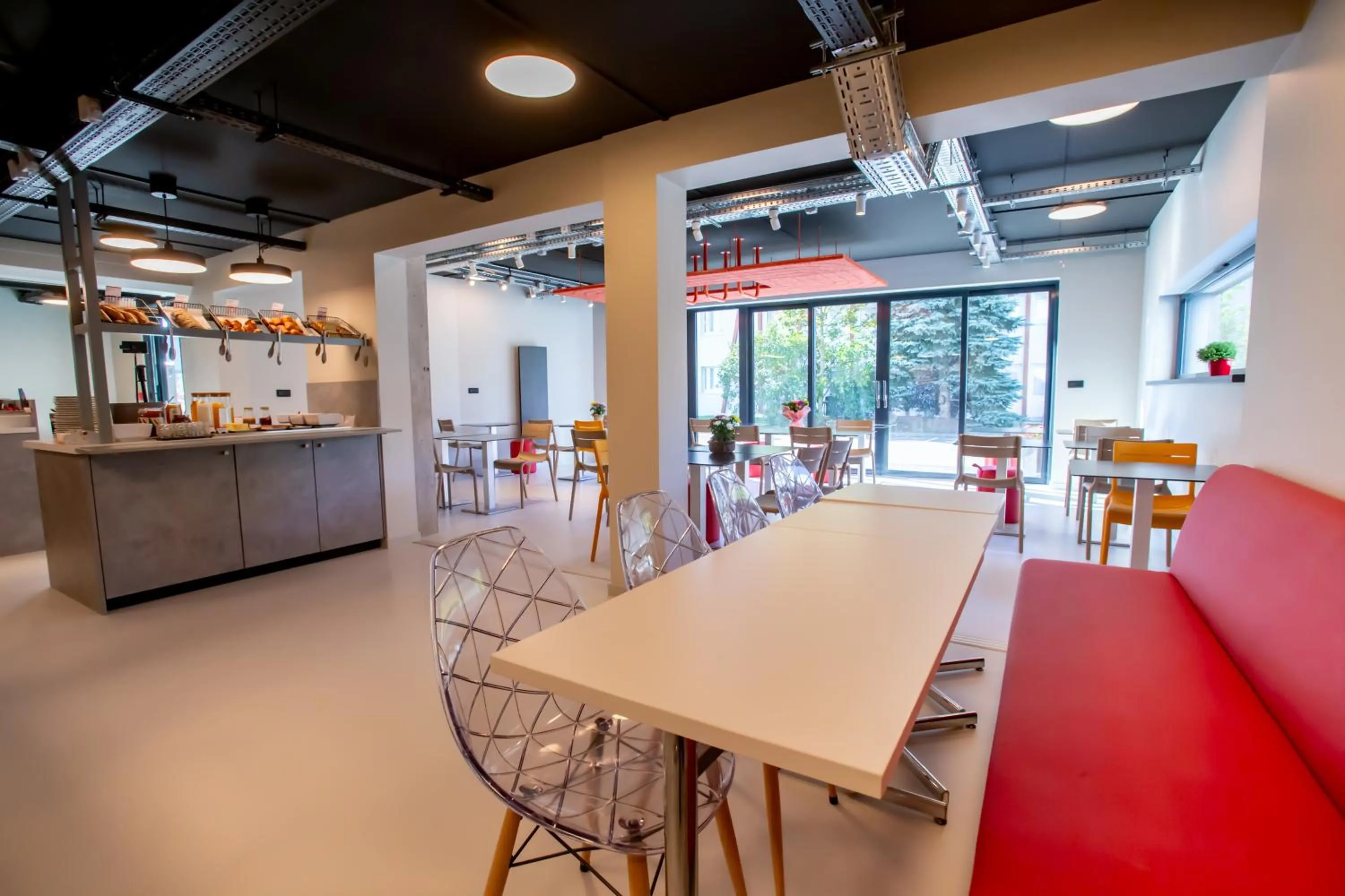 Breakfast in ibis budget Haguenau Strasbourg Nord