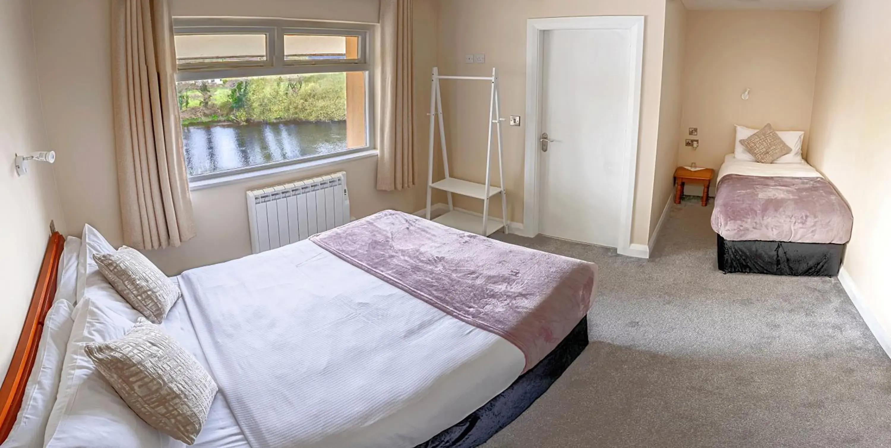 Bed in Killarney View House B&B Bed in Killarney View House B&B