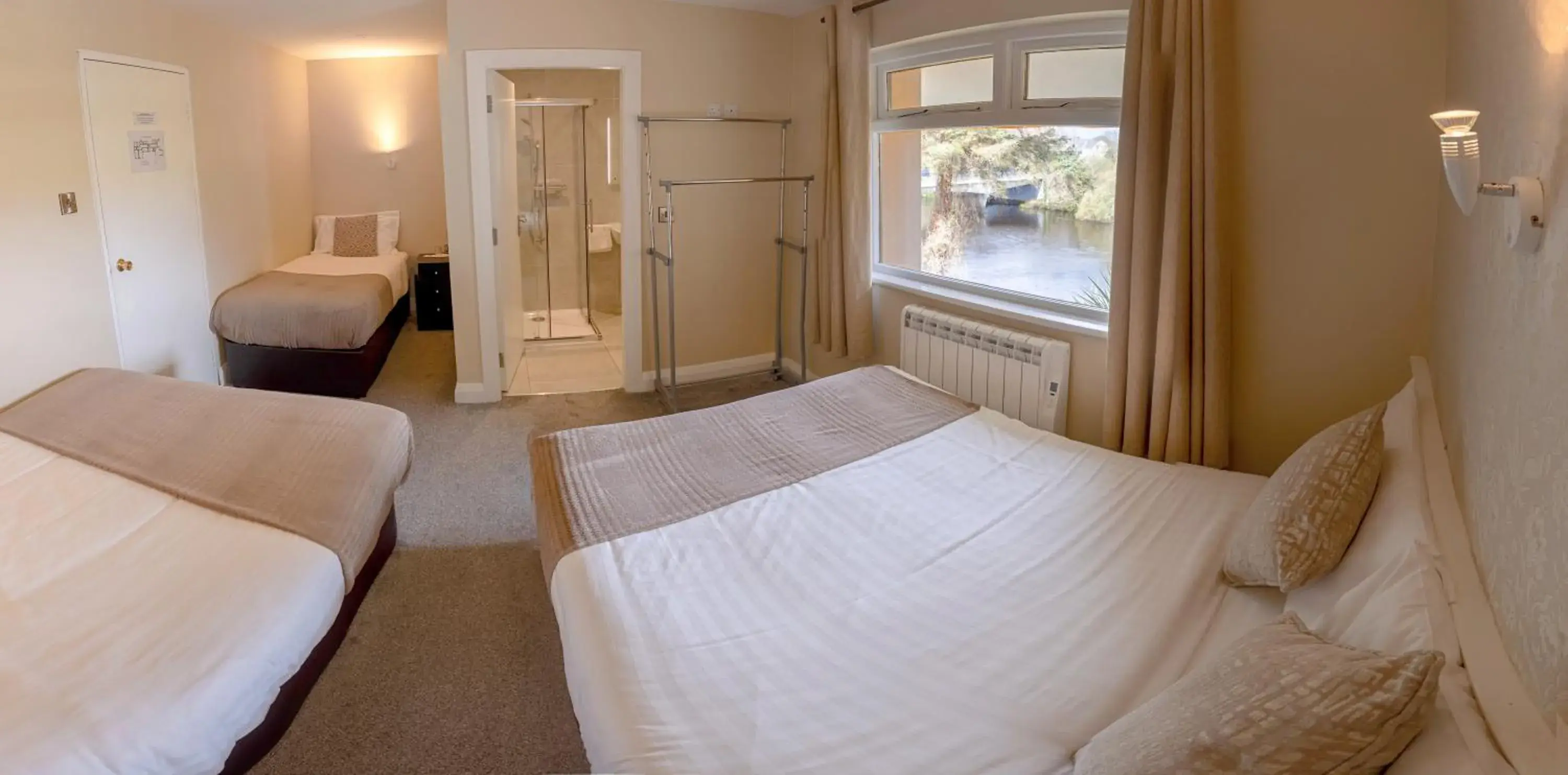 Bed in Killarney View House B&B Bed in Killarney View House B&B