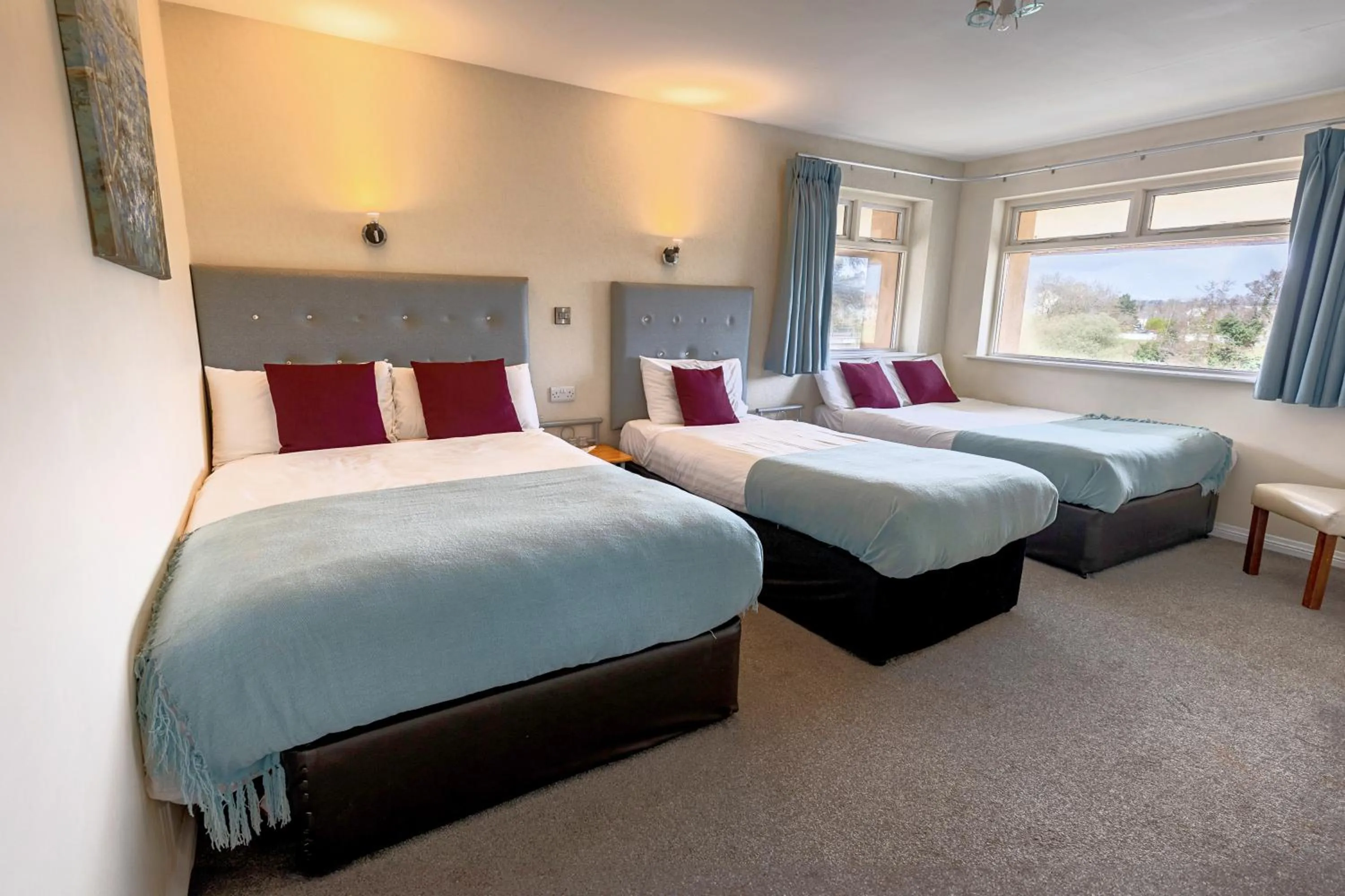 Photo of the whole room, Bed in Killarney View House B&amp;B