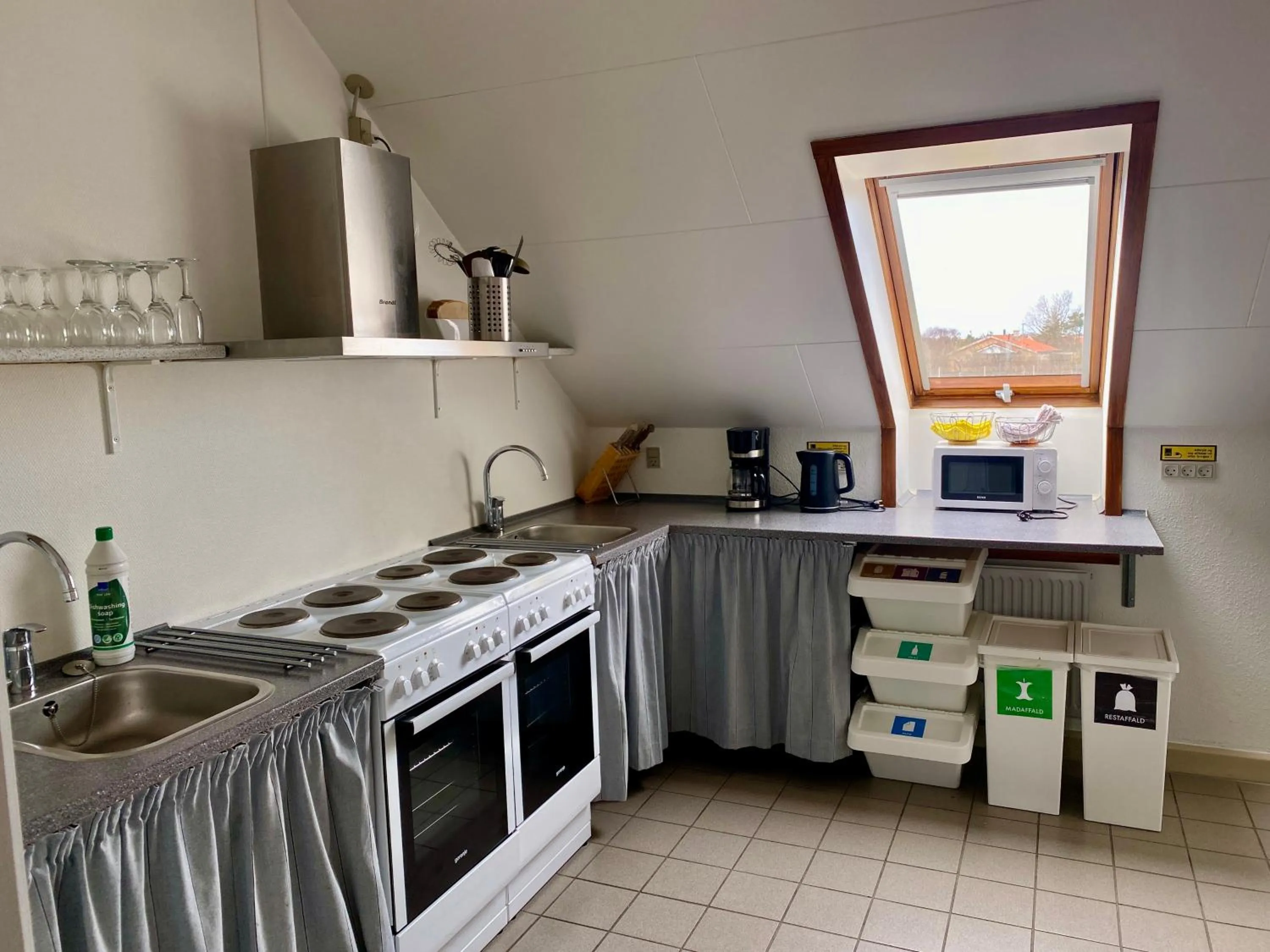 Kitchen or kitchenette in Danhostel Skagen