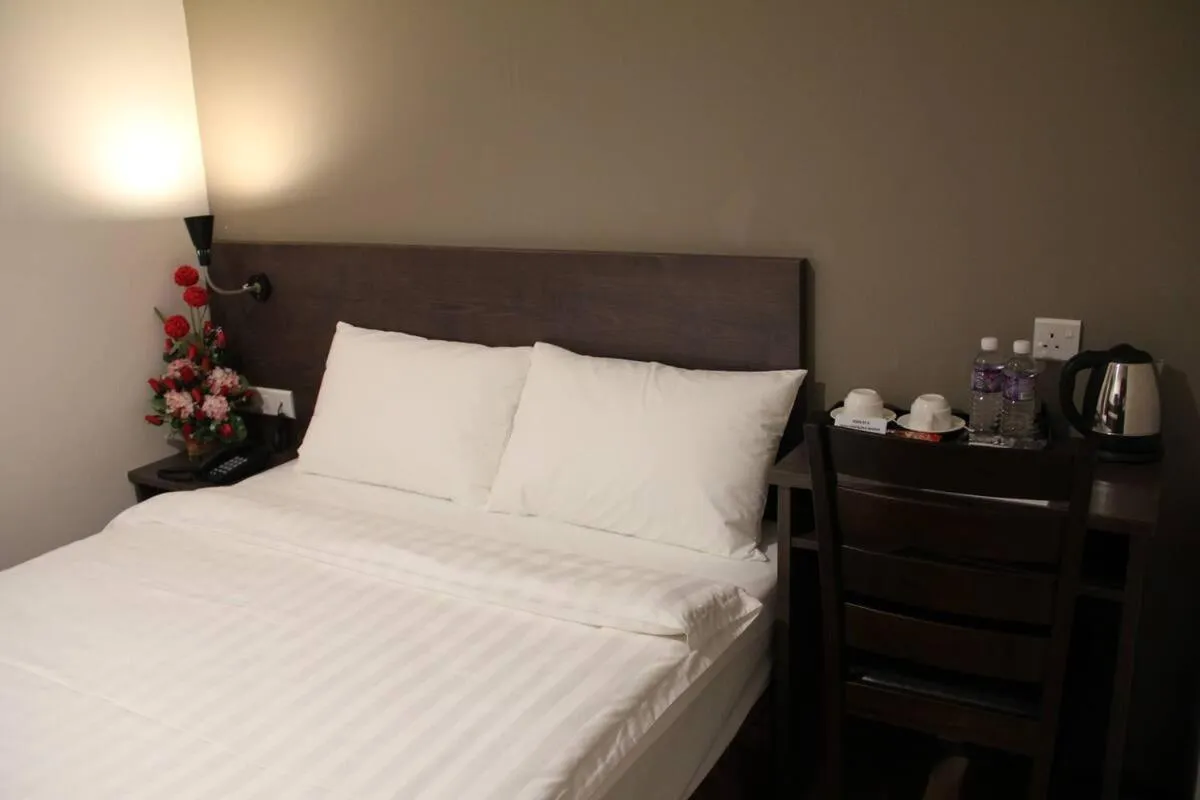 Coffee/tea facilities, Bed in KL Hotel