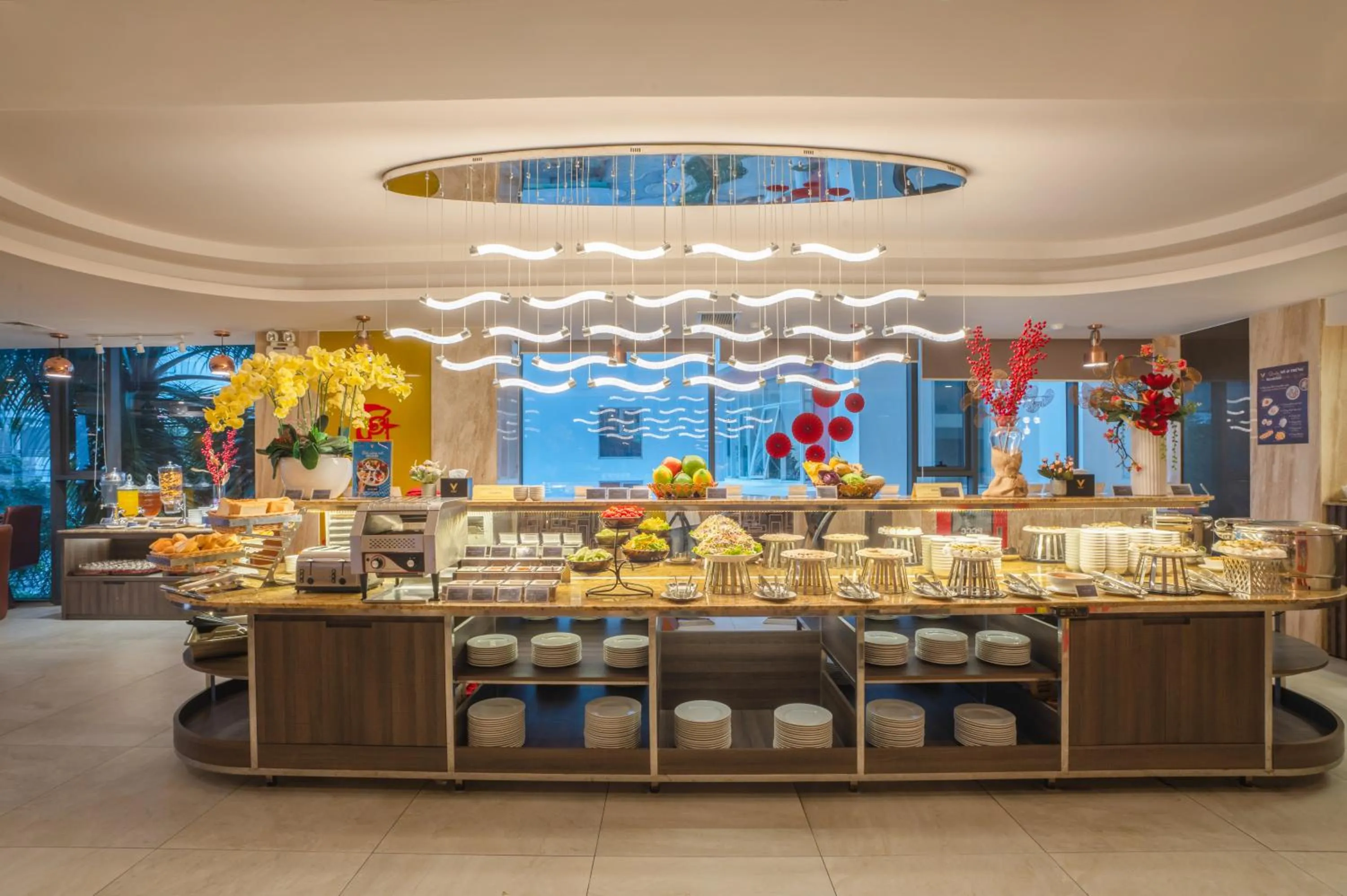 Restaurant/places to eat in V Hotel Nha Trang