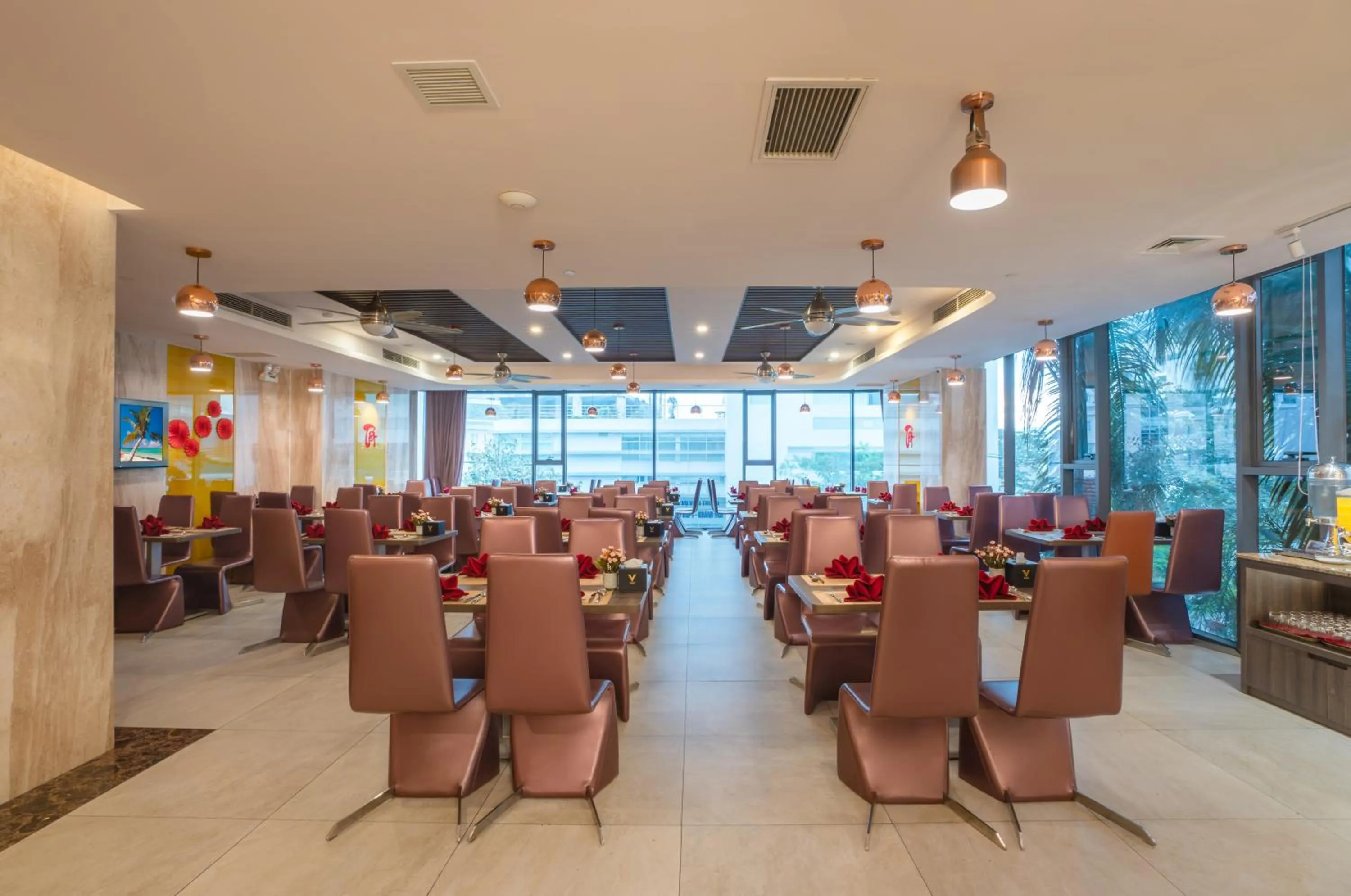 Restaurant/places to eat in V Hotel Nha Trang