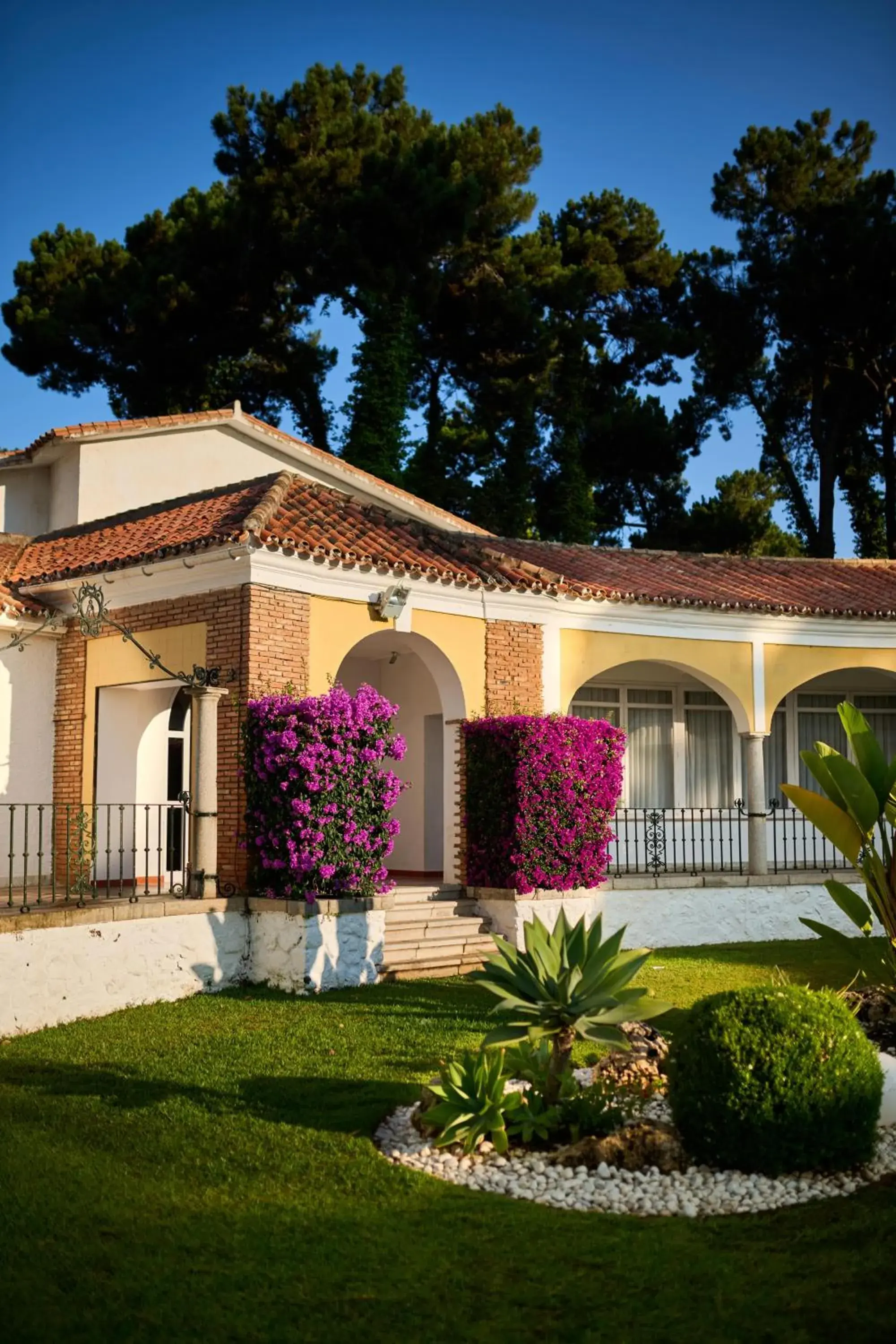 Property building in AluaSun Marbella Park Property building in AluaSun Marbella Park