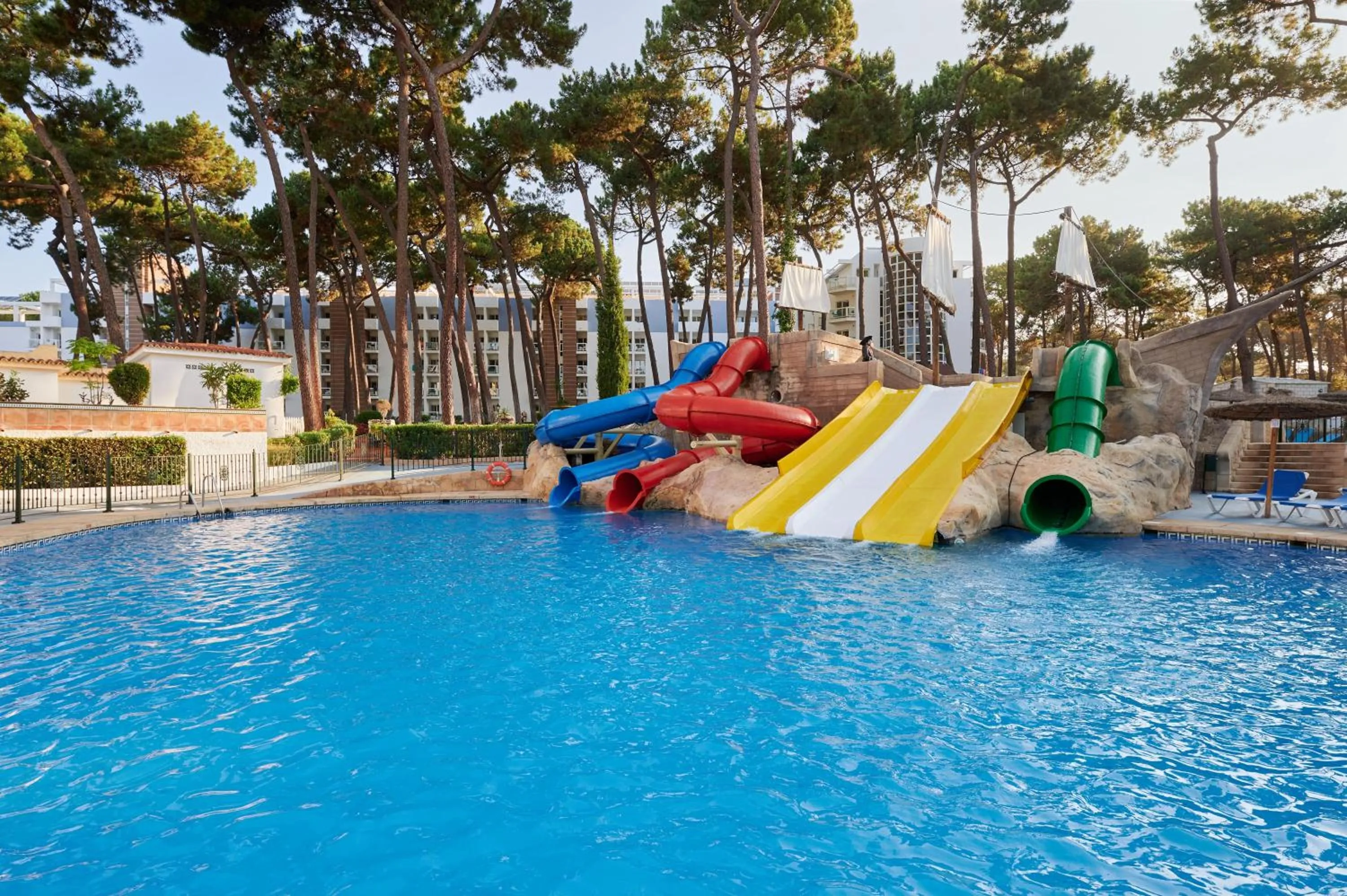 Aqua park in AluaSun Marbella Park